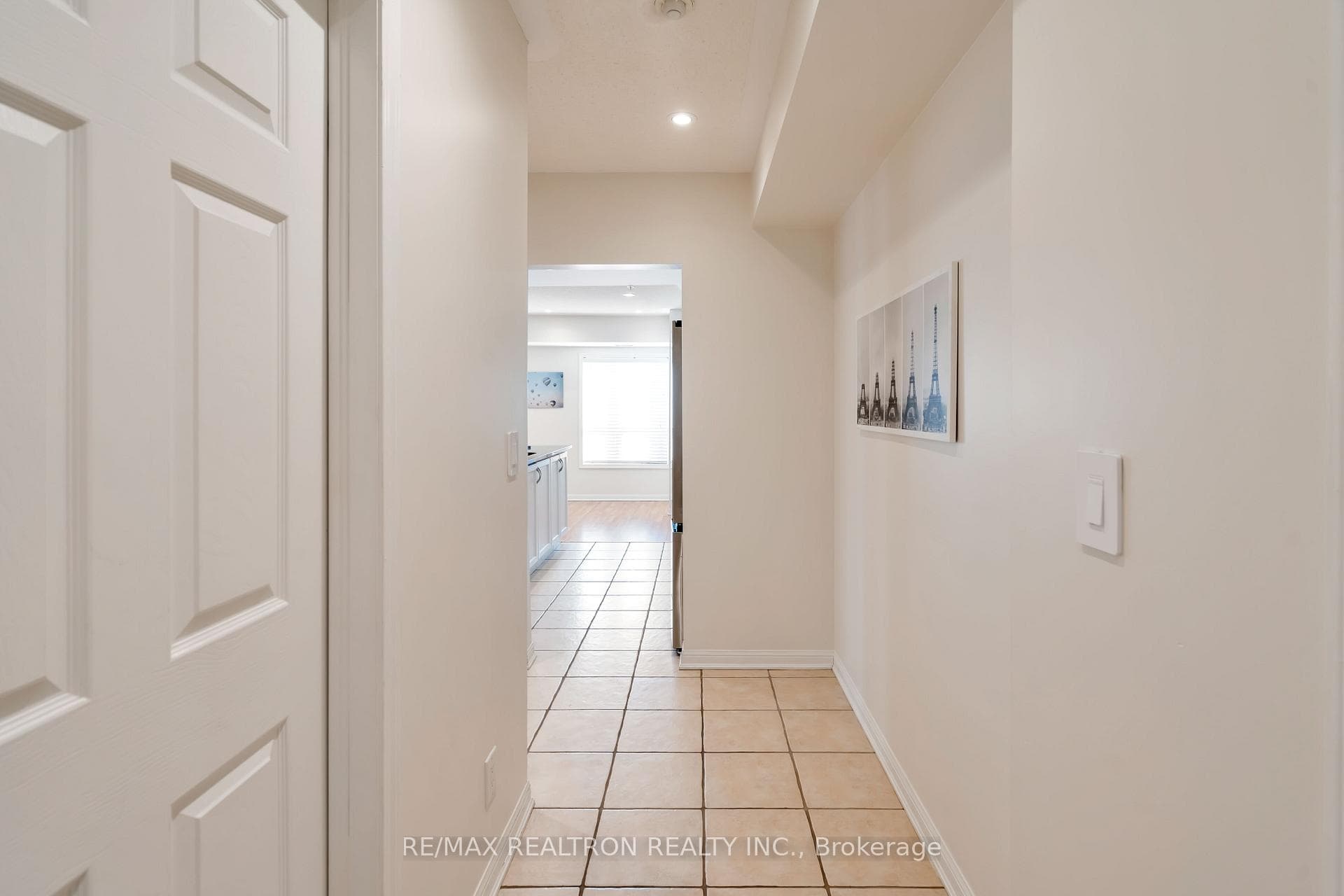 10 Mendelssohn Street Unit 308 photo 6