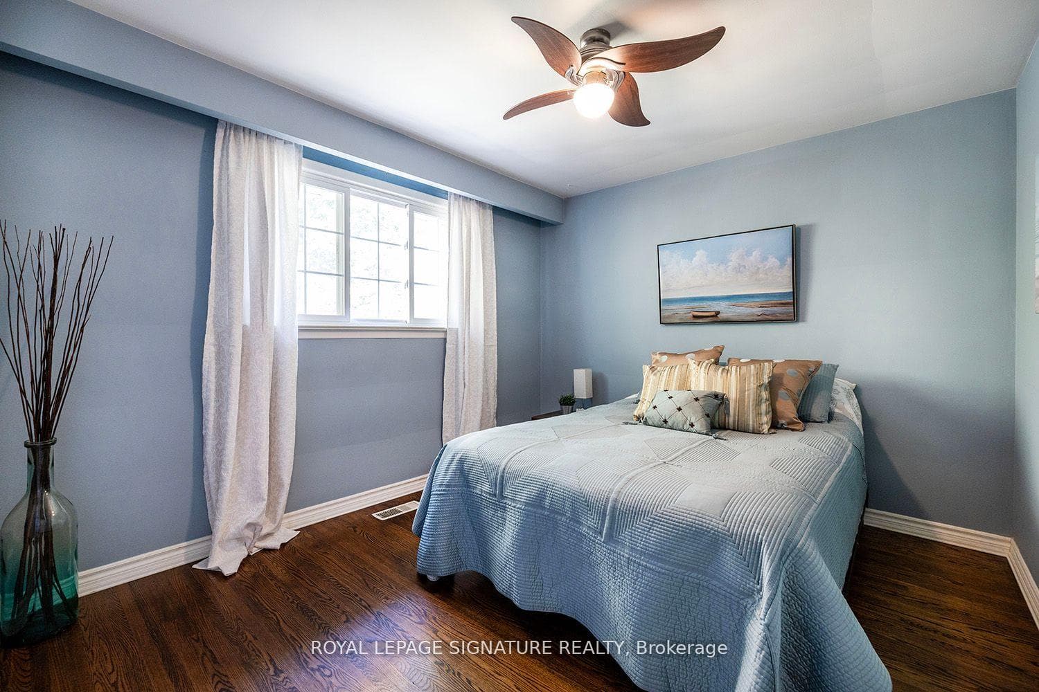 133 Porchester Drive photo 16