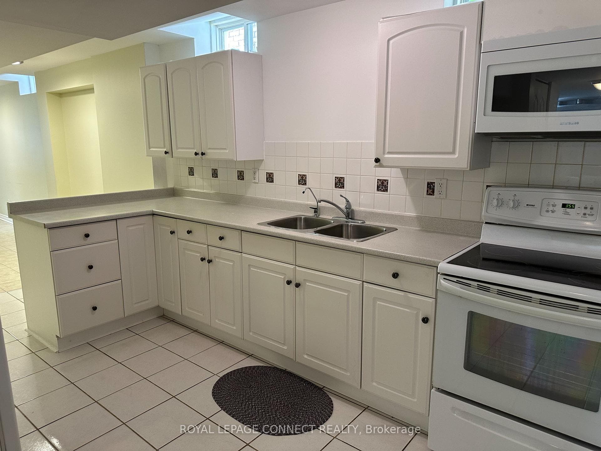 103 Fadine Road photo 12