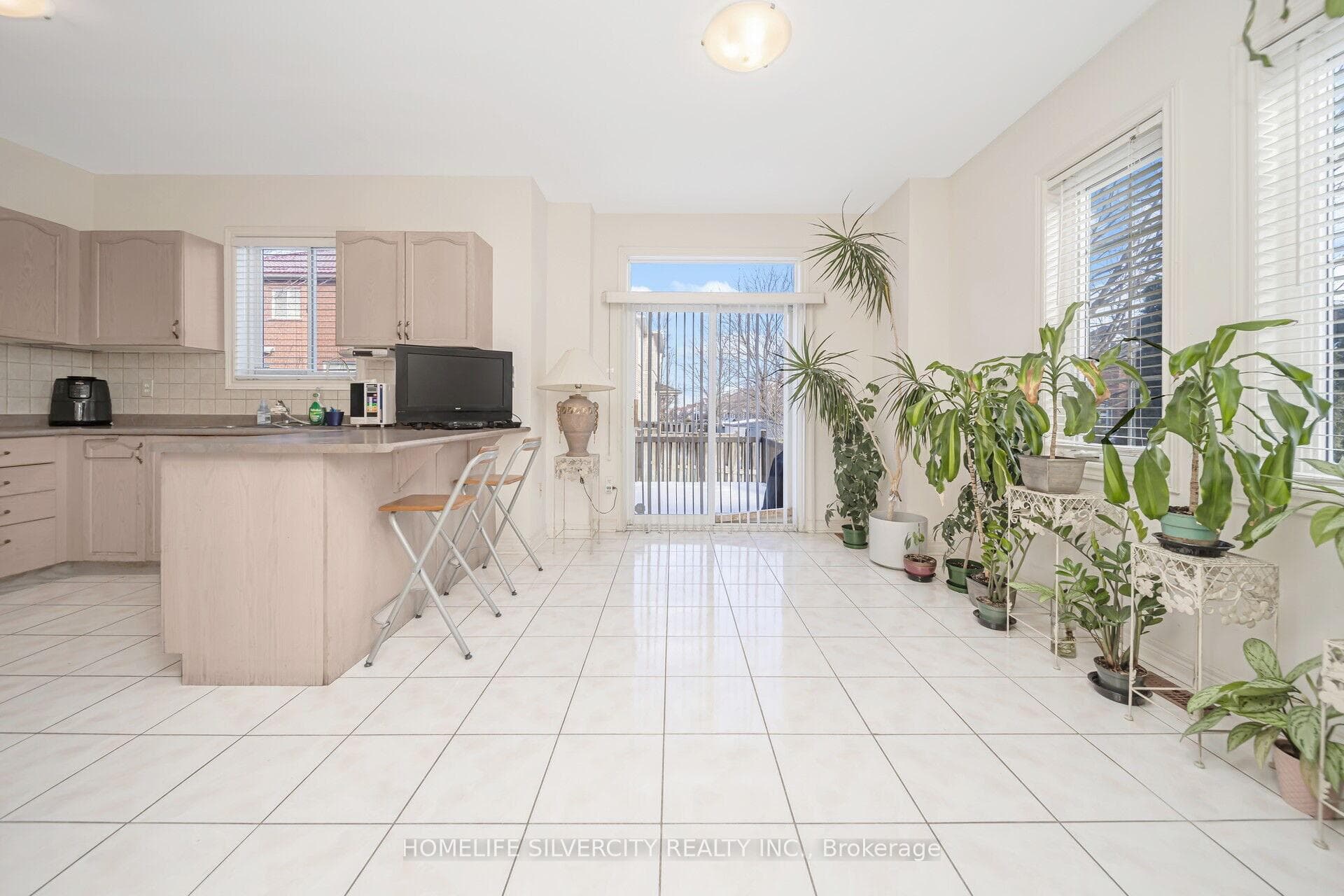 4785 James Austin Drive photo 11