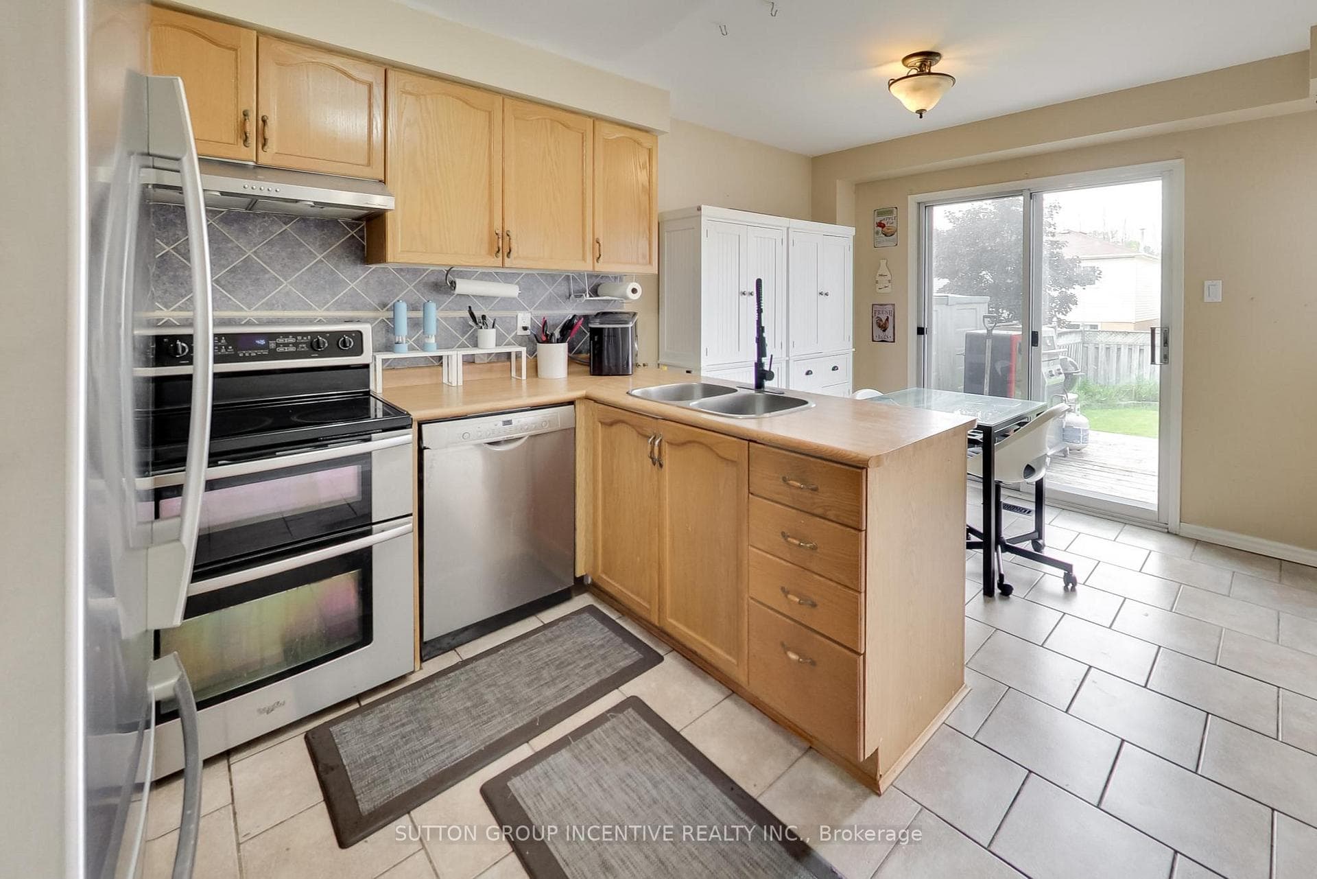 1238 Benson Street photo 5