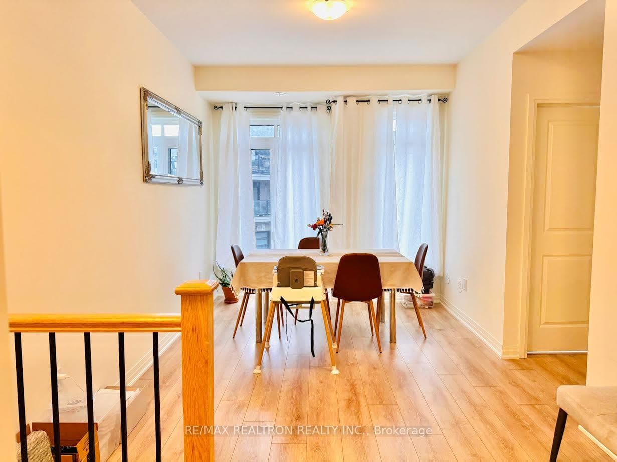 29 Esquire Way photo 7