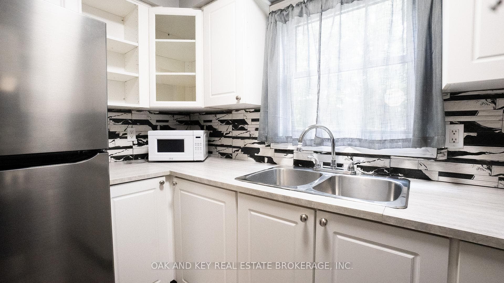 470 Second Street Unit 8 photo 7
