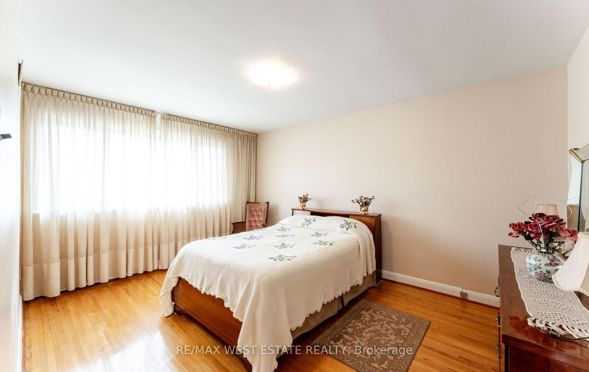 1468 Wilson Avenue photo 29