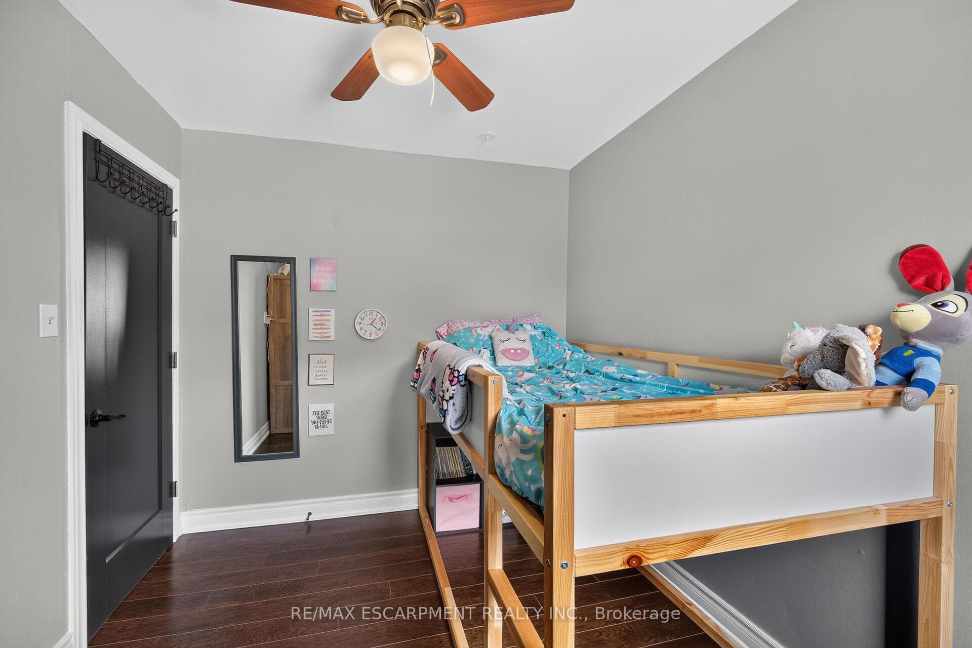 331 Guelph Street photo 22