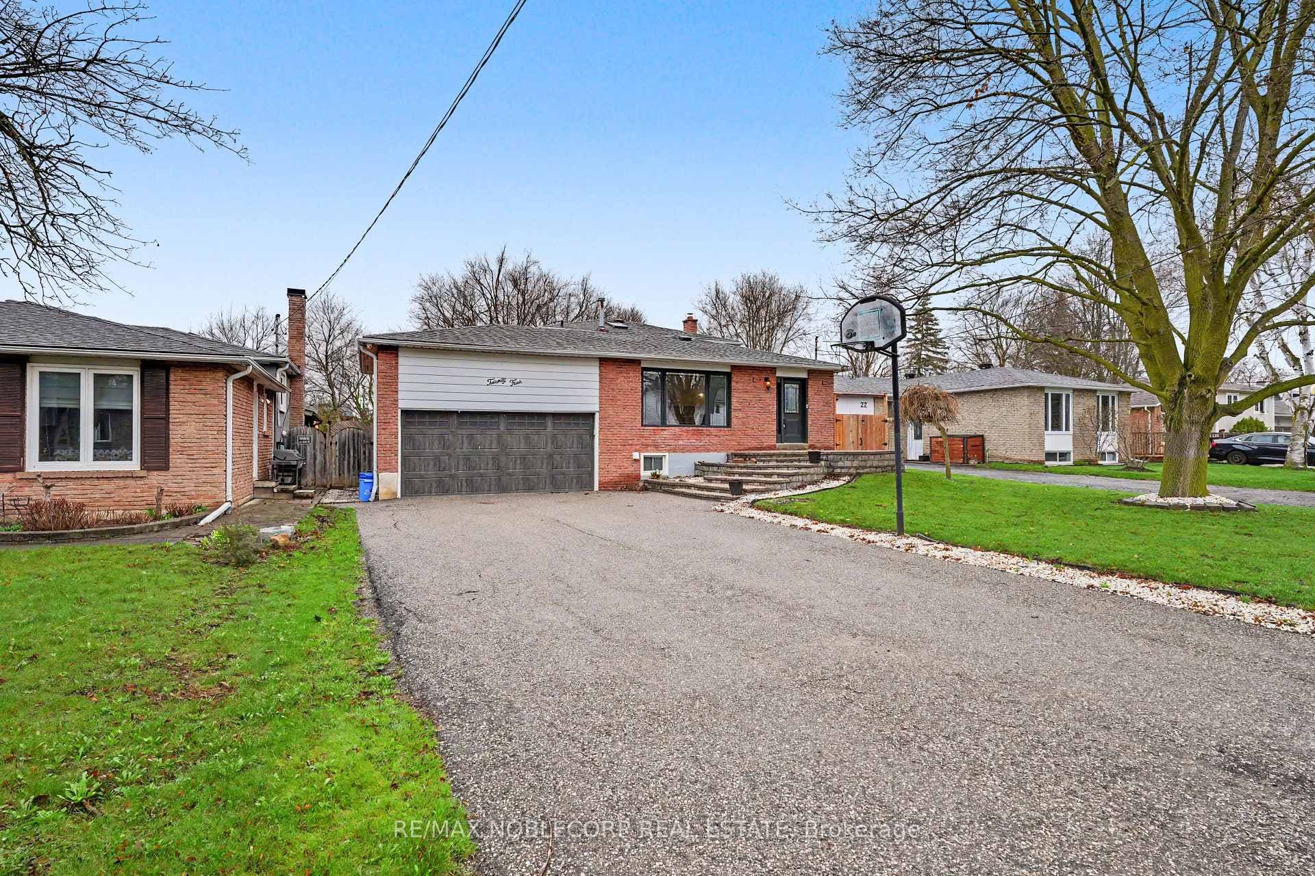 24 Maple Avenue photo 6