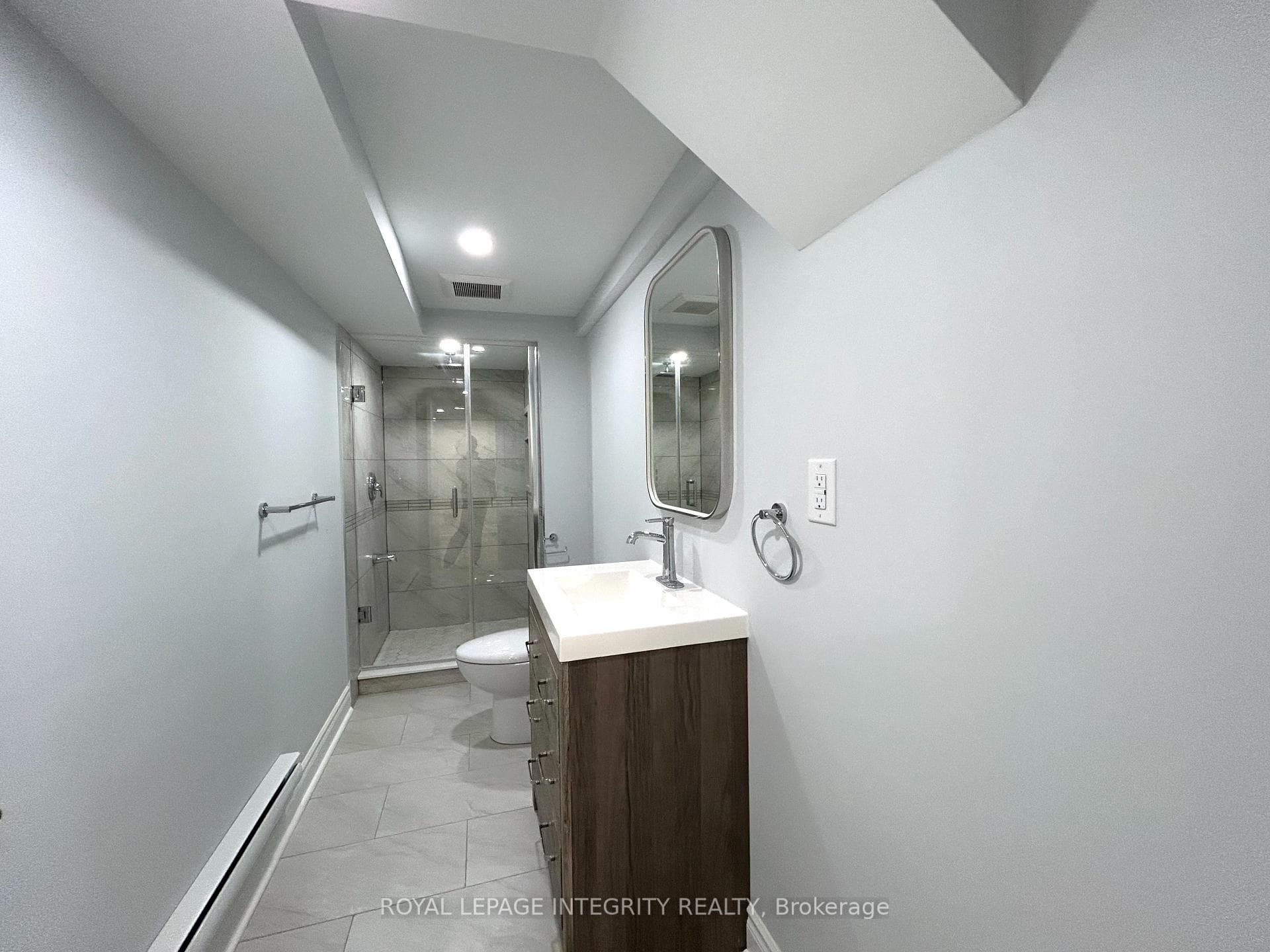 650 Perseus Avenue Unit Unit B photo 11