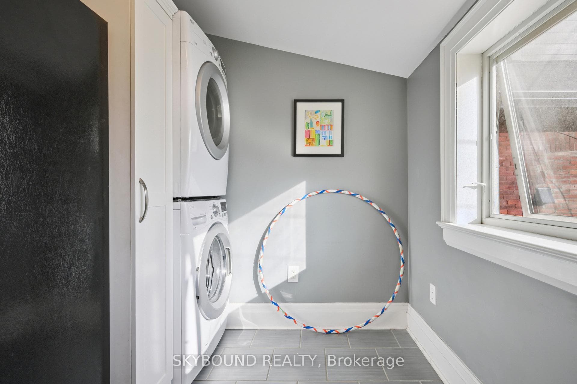 2nd floor - laundry