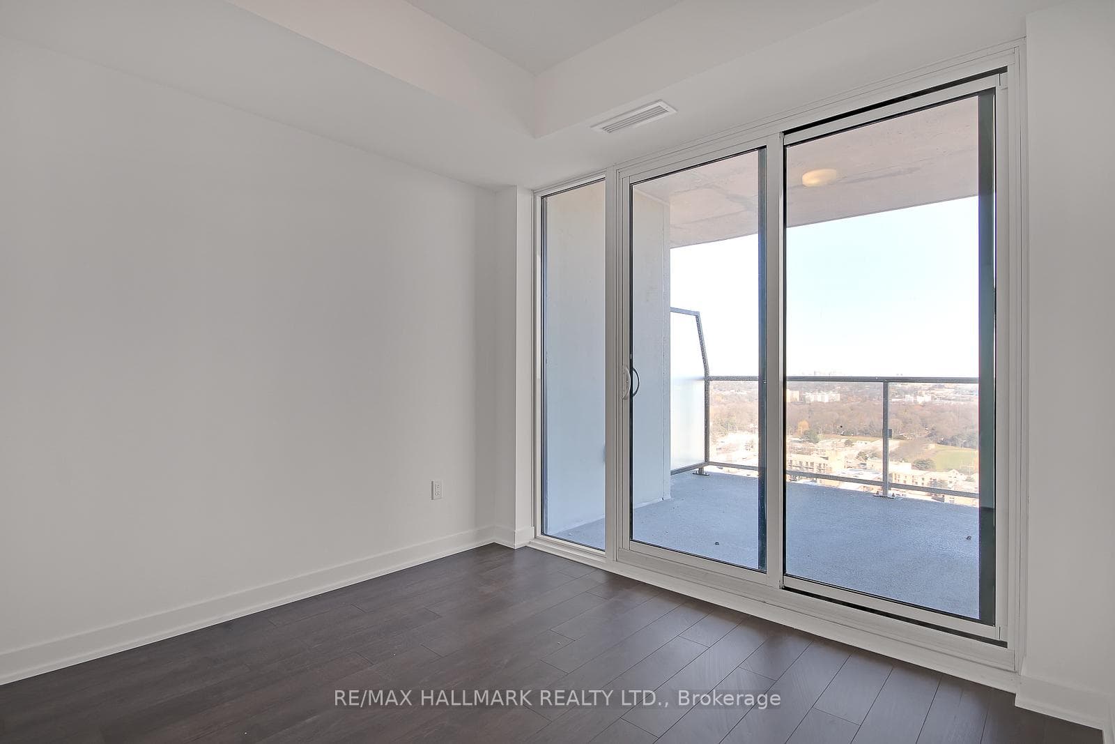 50 O'Neill Road Unit 1803 photo 16