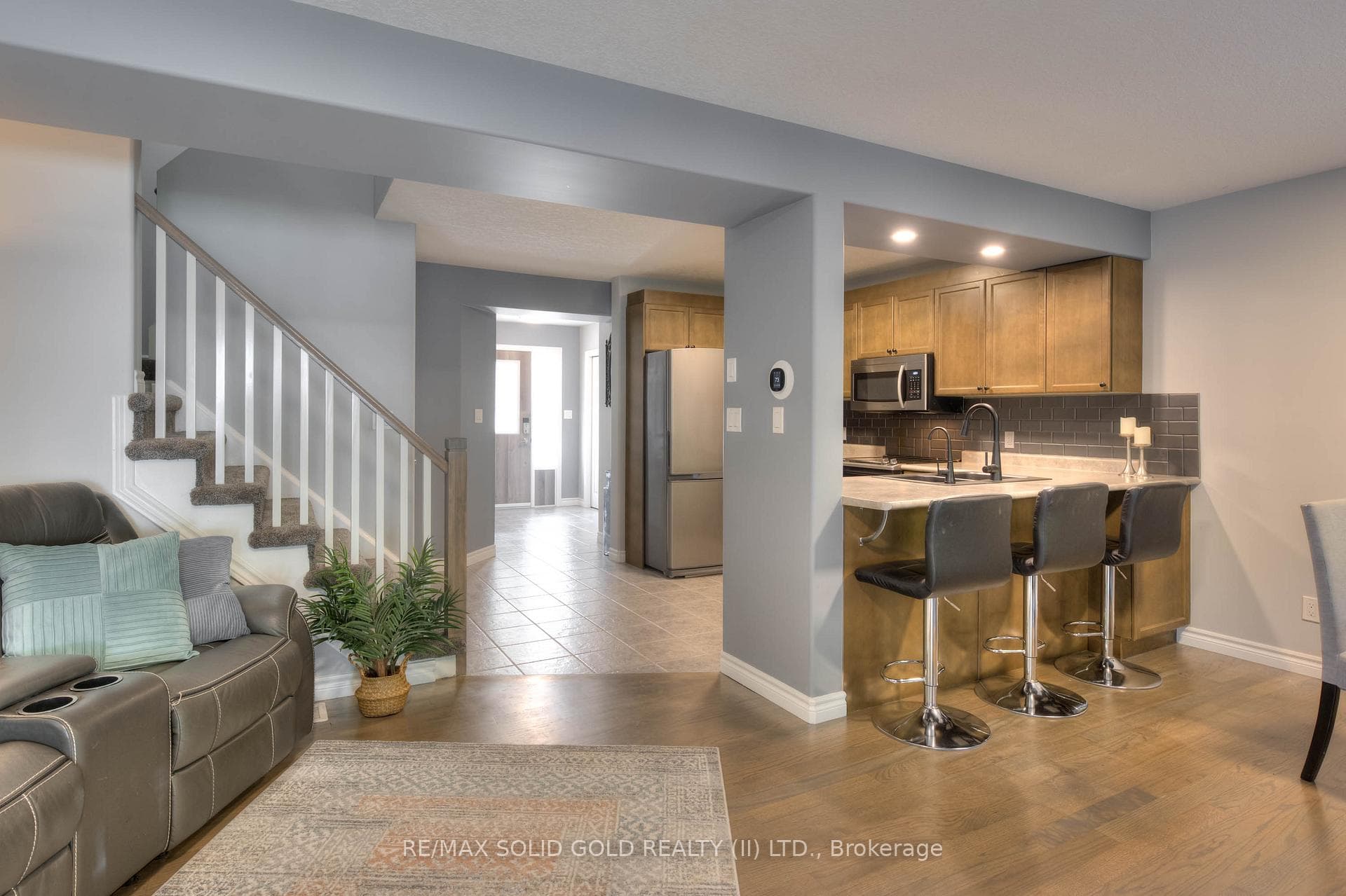 460 Colt Street photo 18