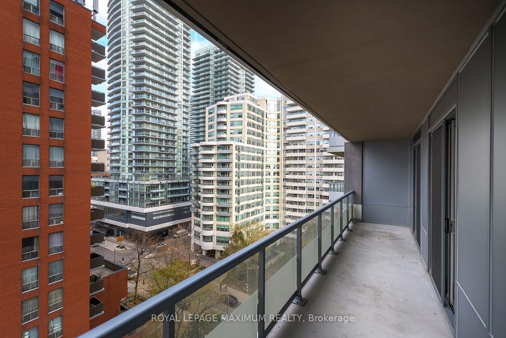 50 Dunfield Avenue Unit 1018 photo 20