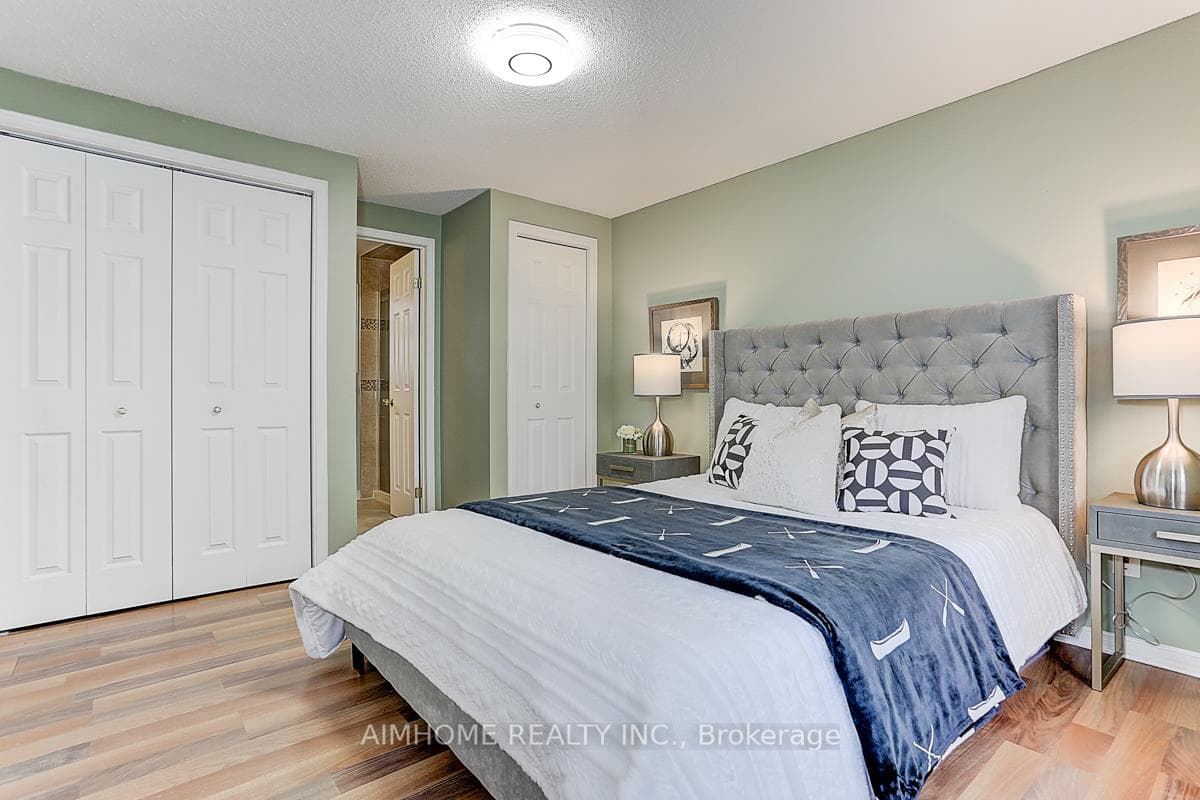 2 Eves Court photo 27