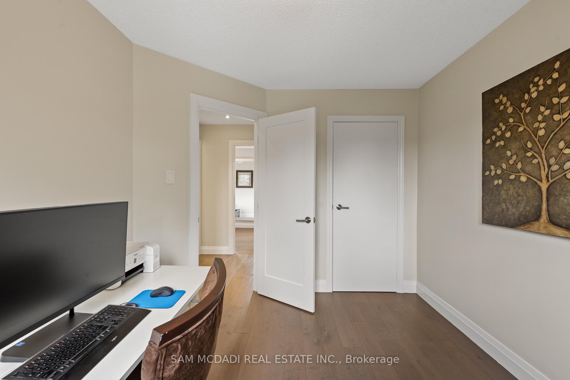 1541 Cuthbert Avenue photo 26