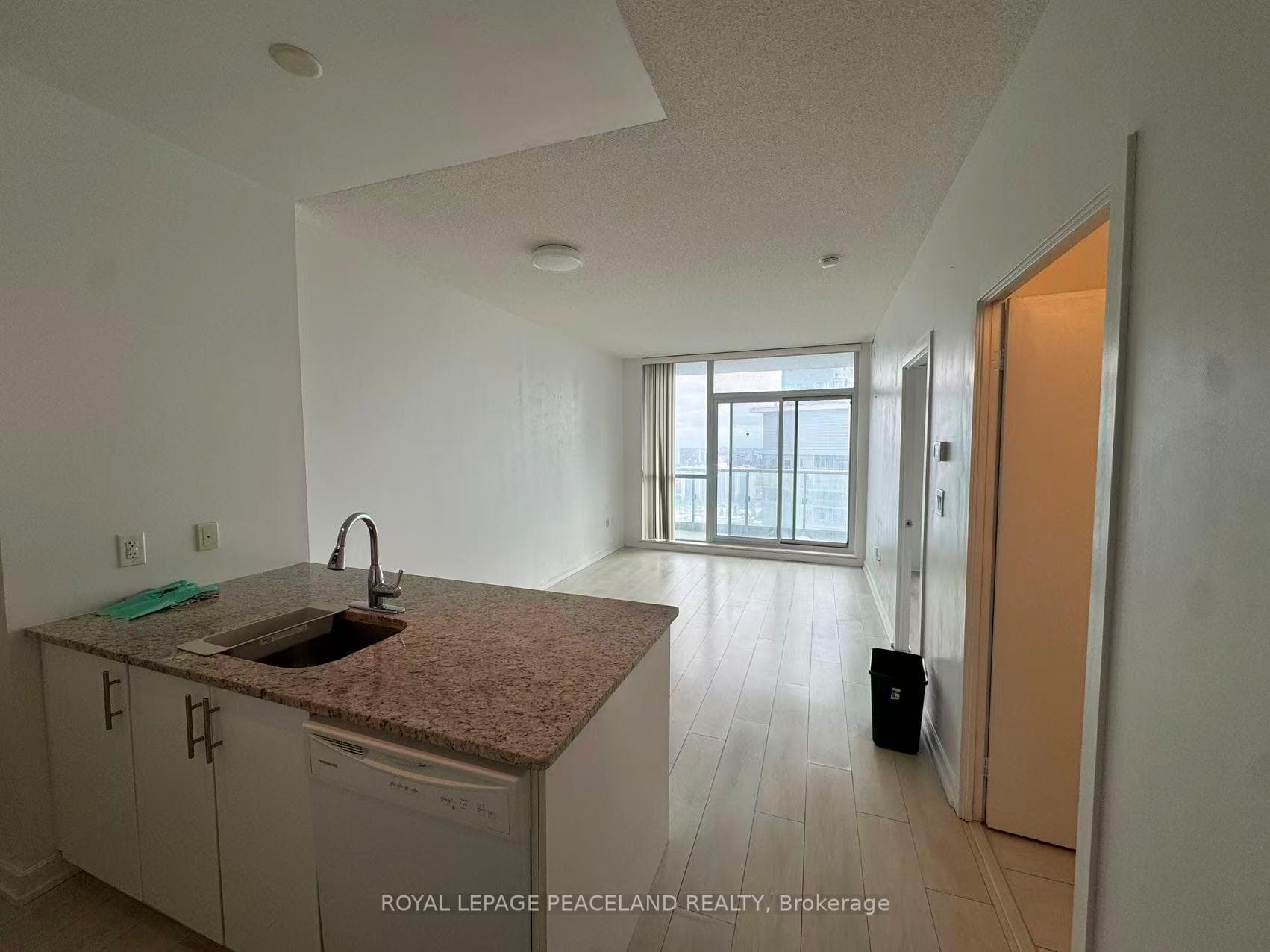 70 Forest Manor Road Unit 2604 photo 4