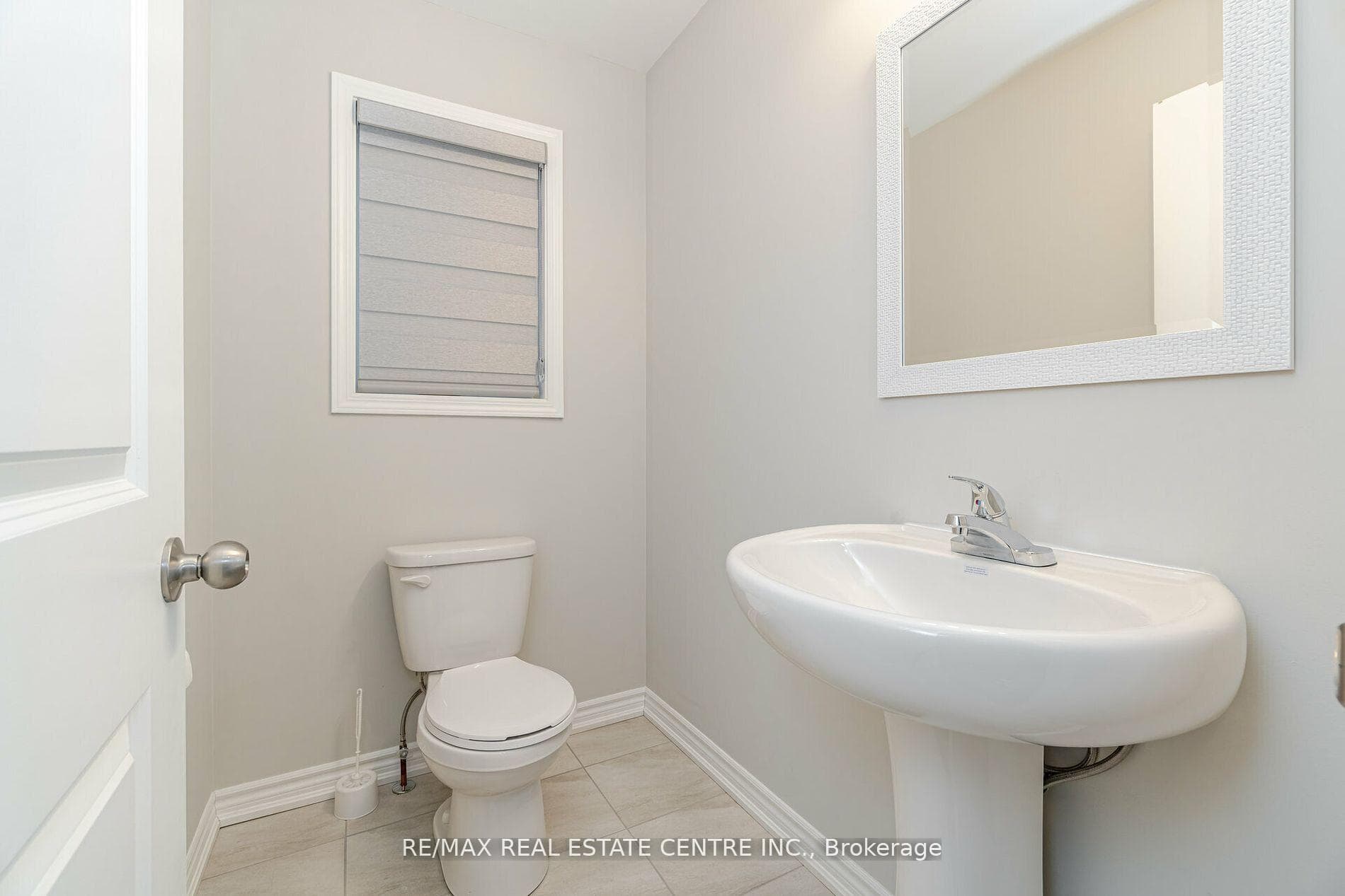219 Taylor Street photo 12