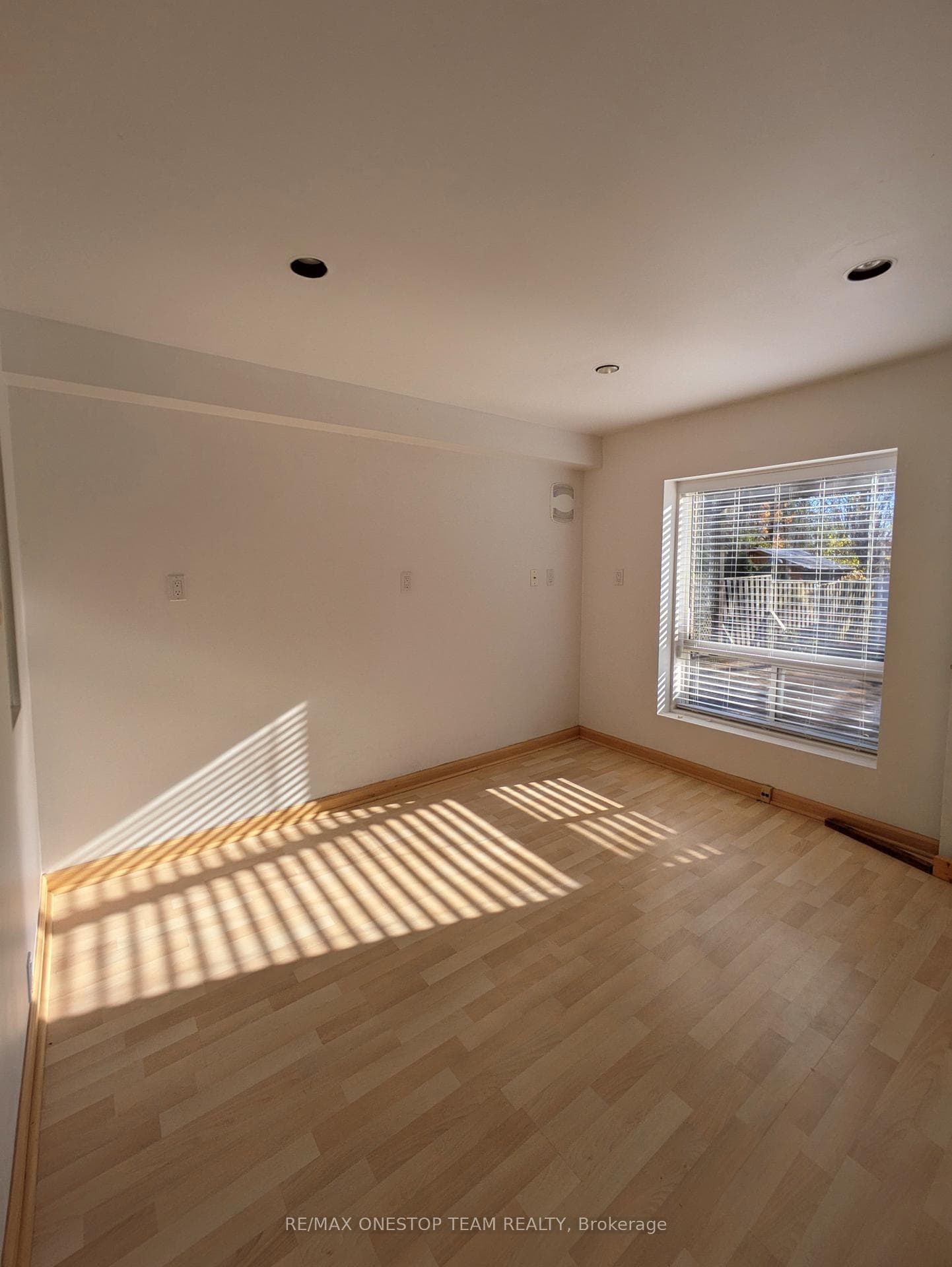 325 Ravineview Way photo 17