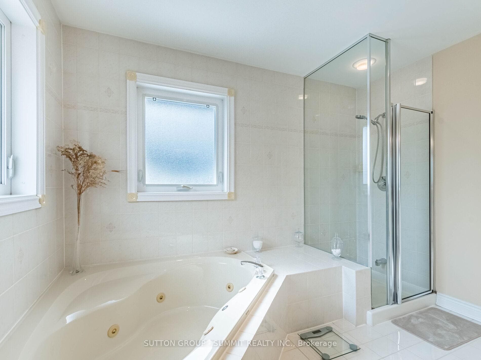 5437 MIDDLEPORT Crescent photo 25