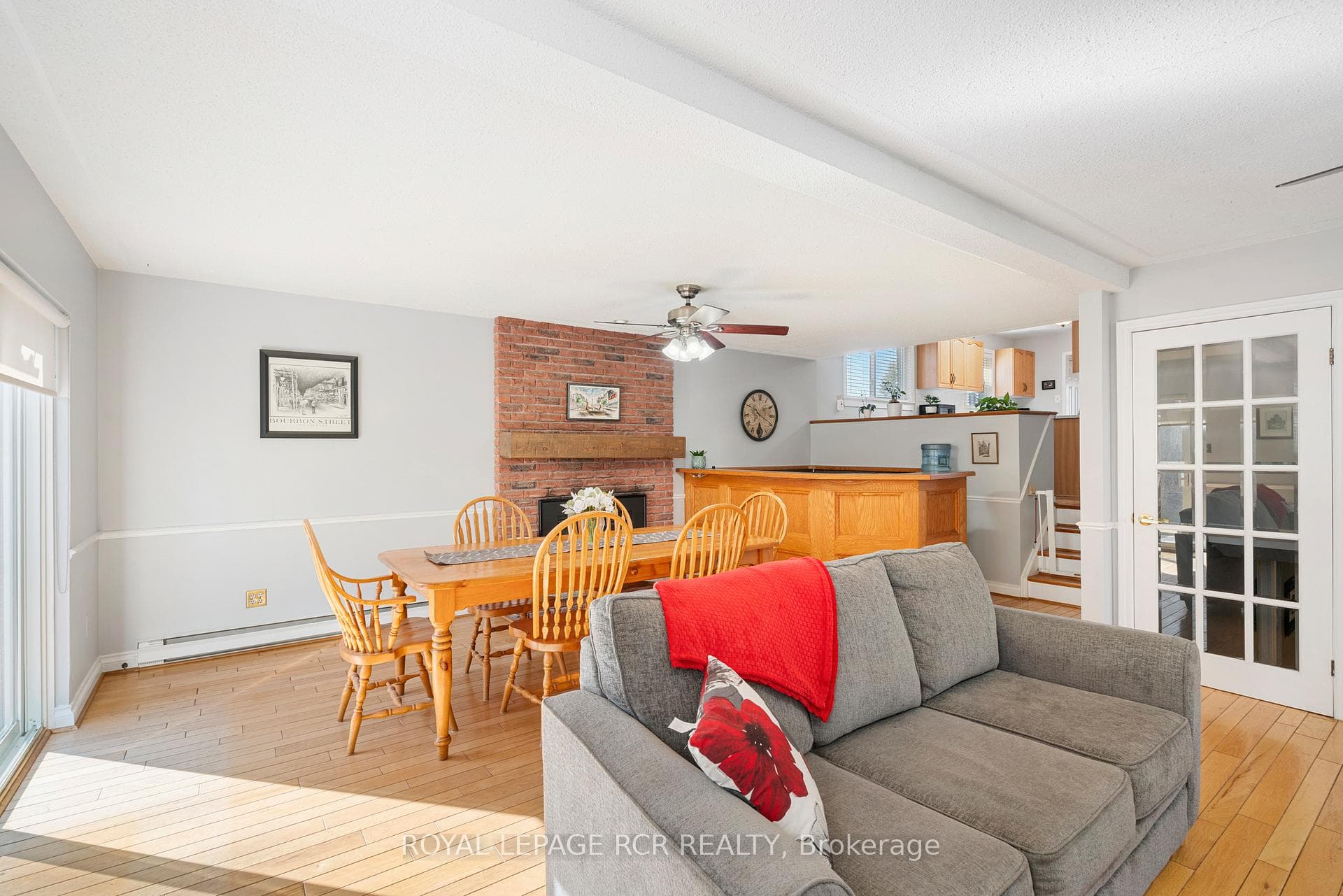 19 Holland River Boulevard photo 11