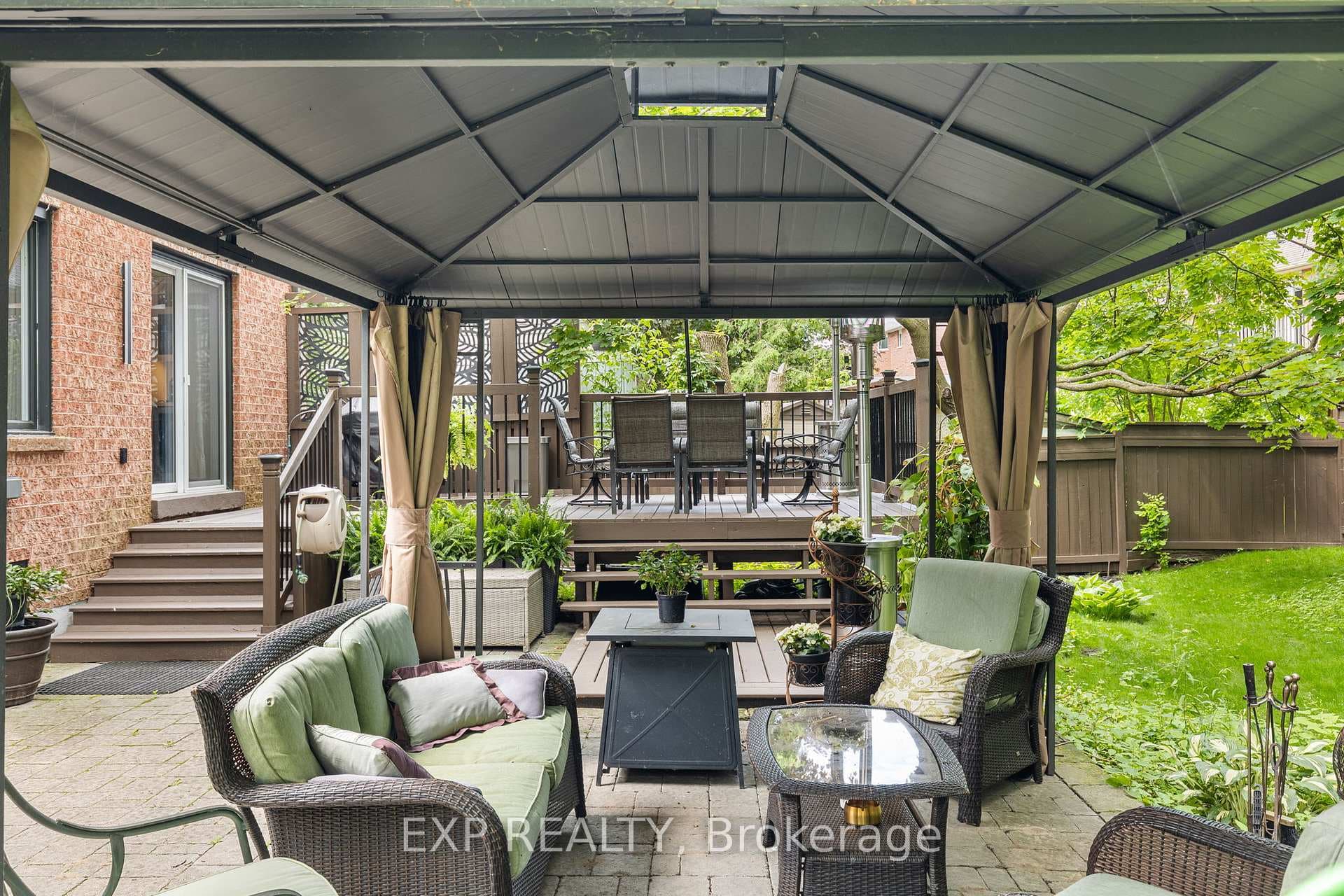 682 Roberts Road photo 30