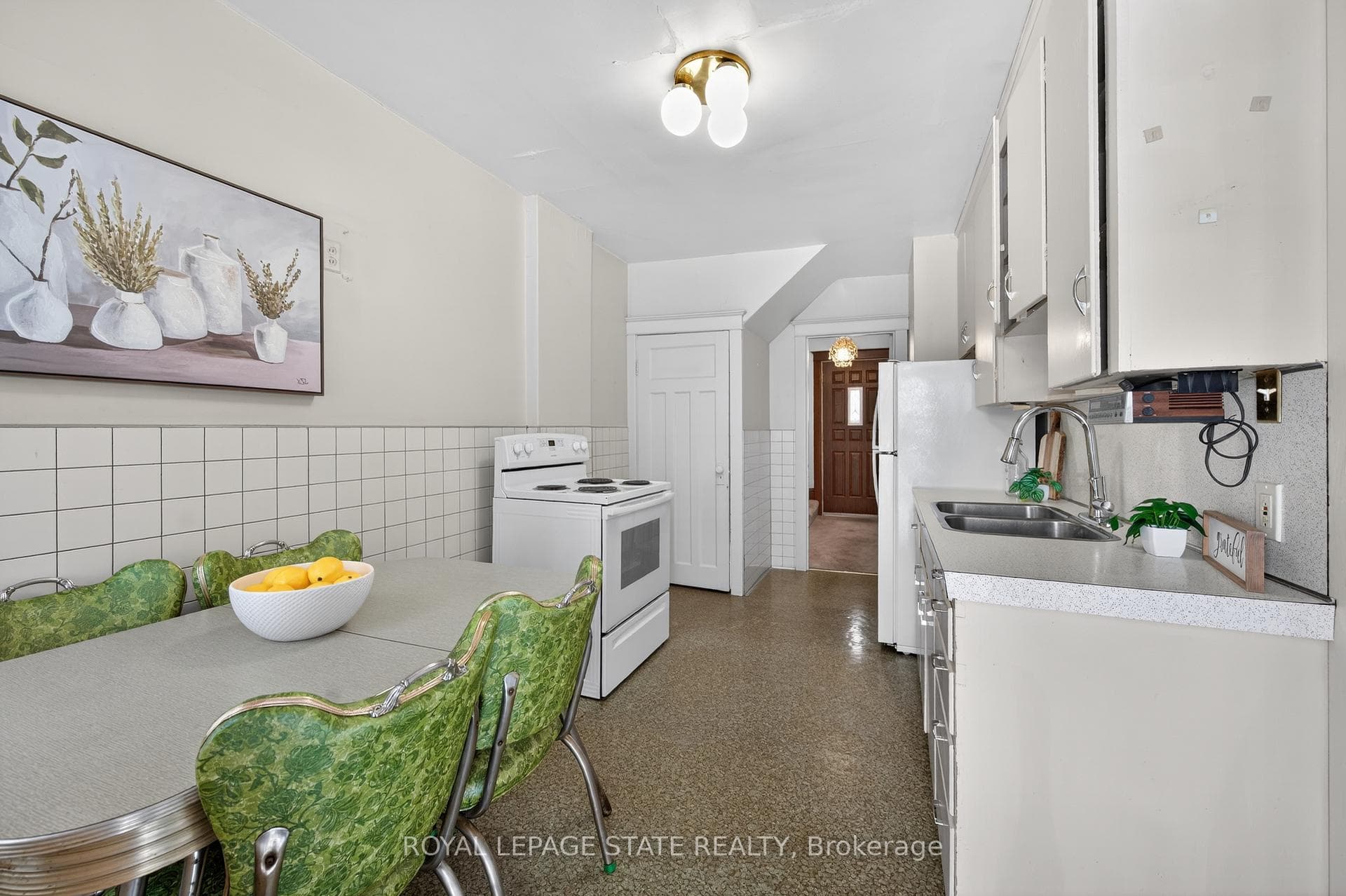 250 Glendale Avenue photo 16