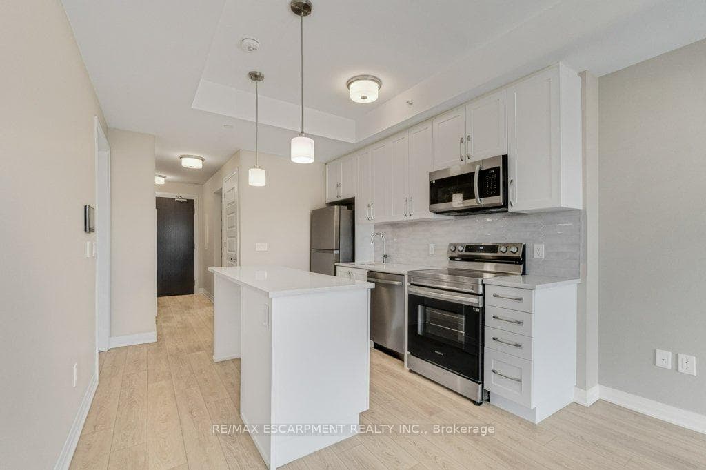 480 Gordon Krantz Avenue Unit 303 photo 11