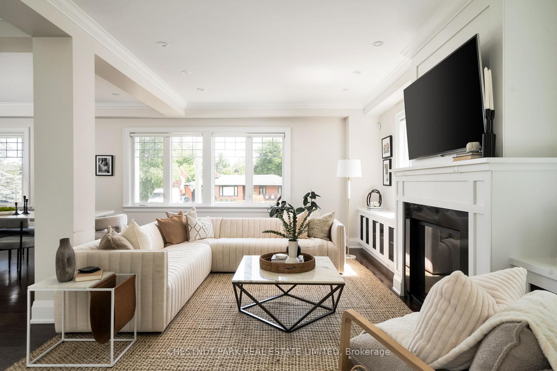 28 Glen Crescent Drive photo 10