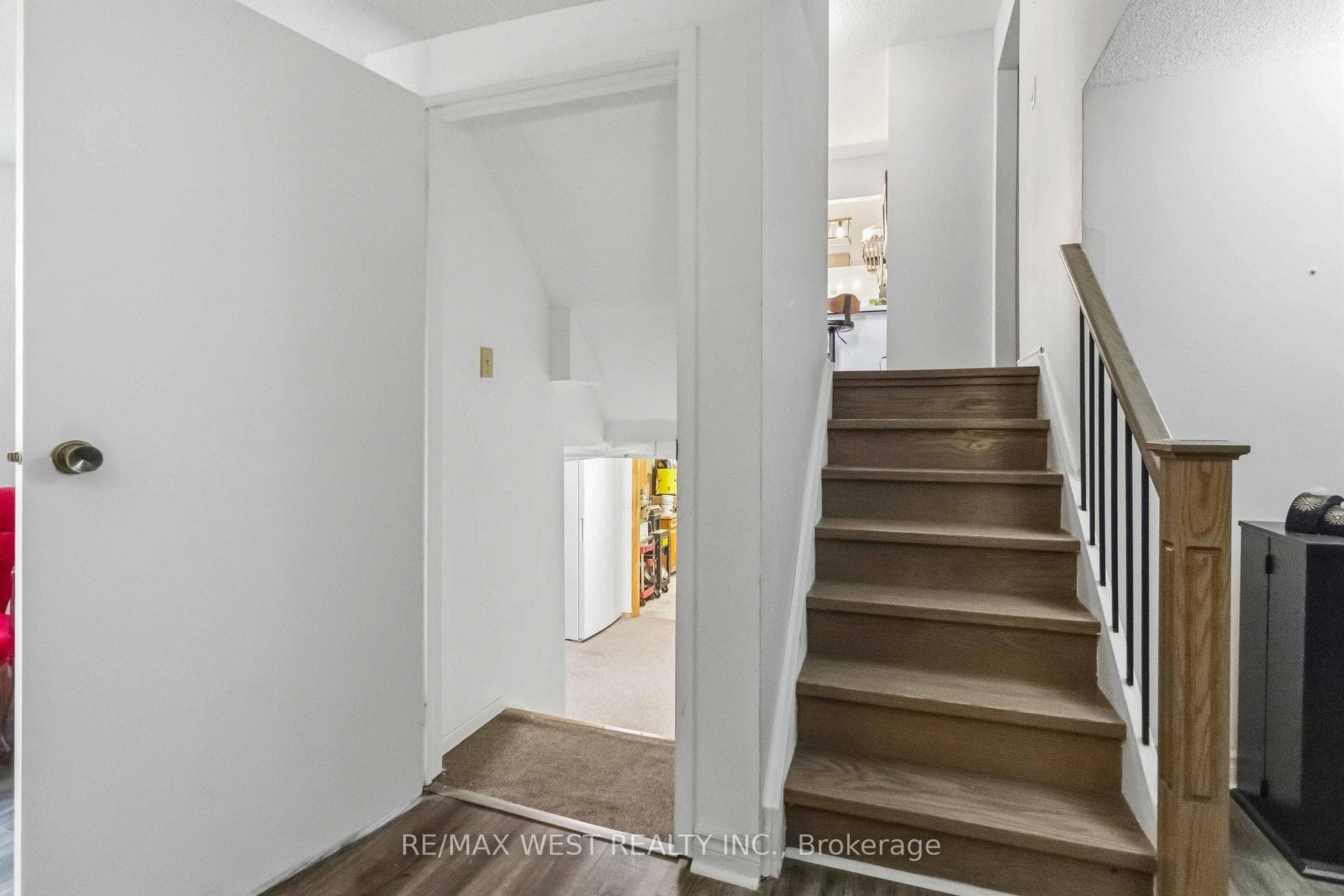 41 Winterfold Dr Drive photo 23