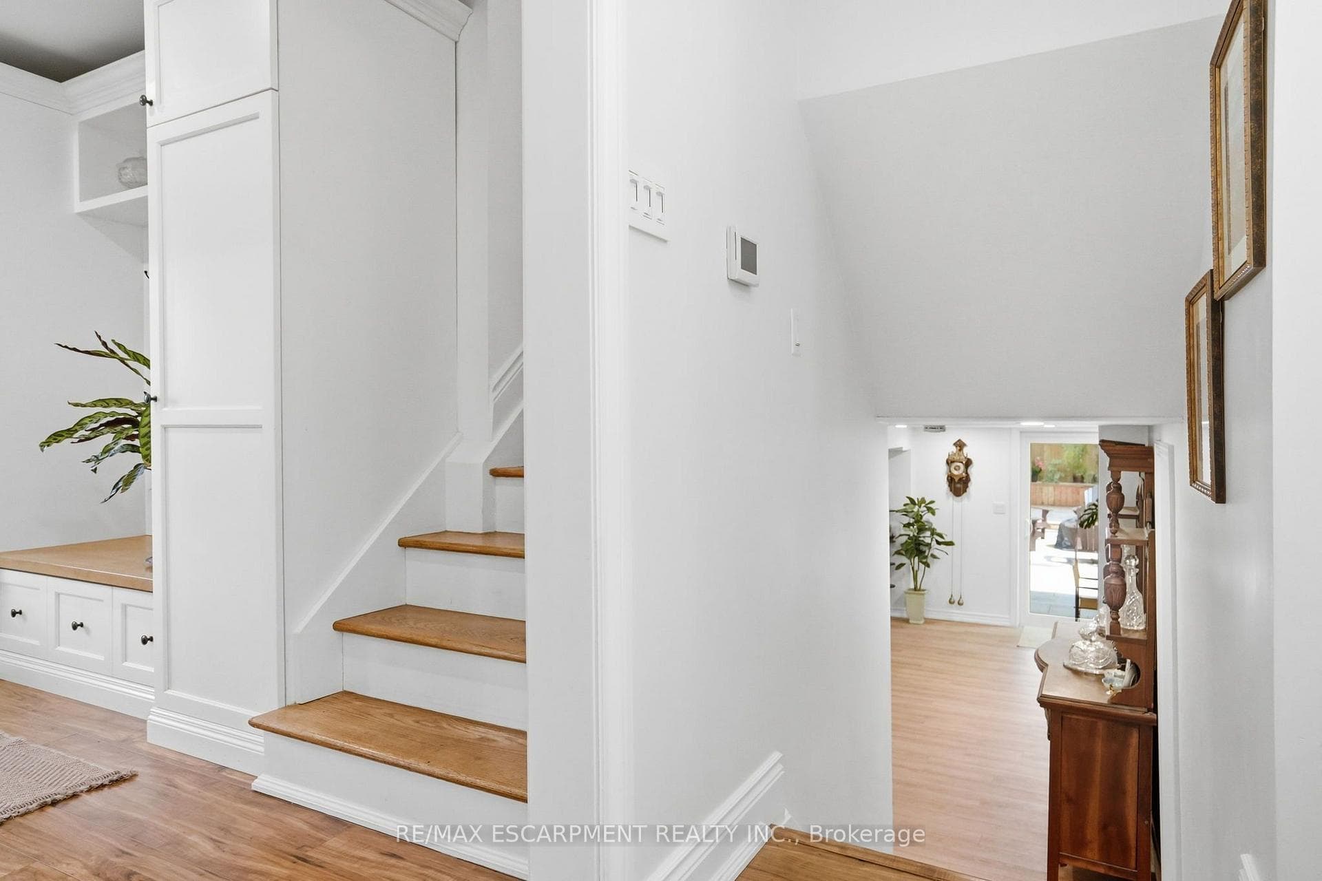 2 Jameson Drive photo 16