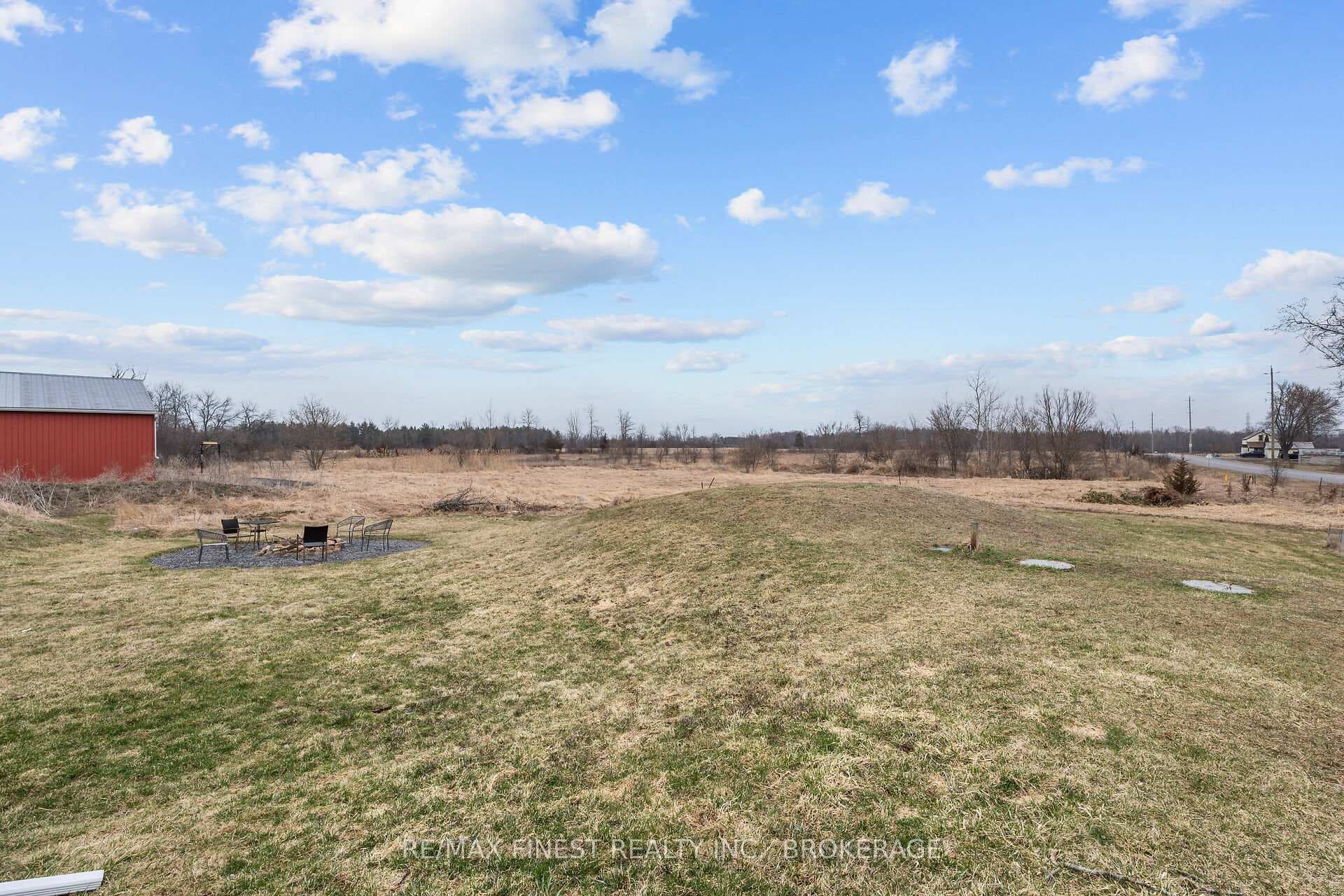 1476 Westbrook Road photo 22