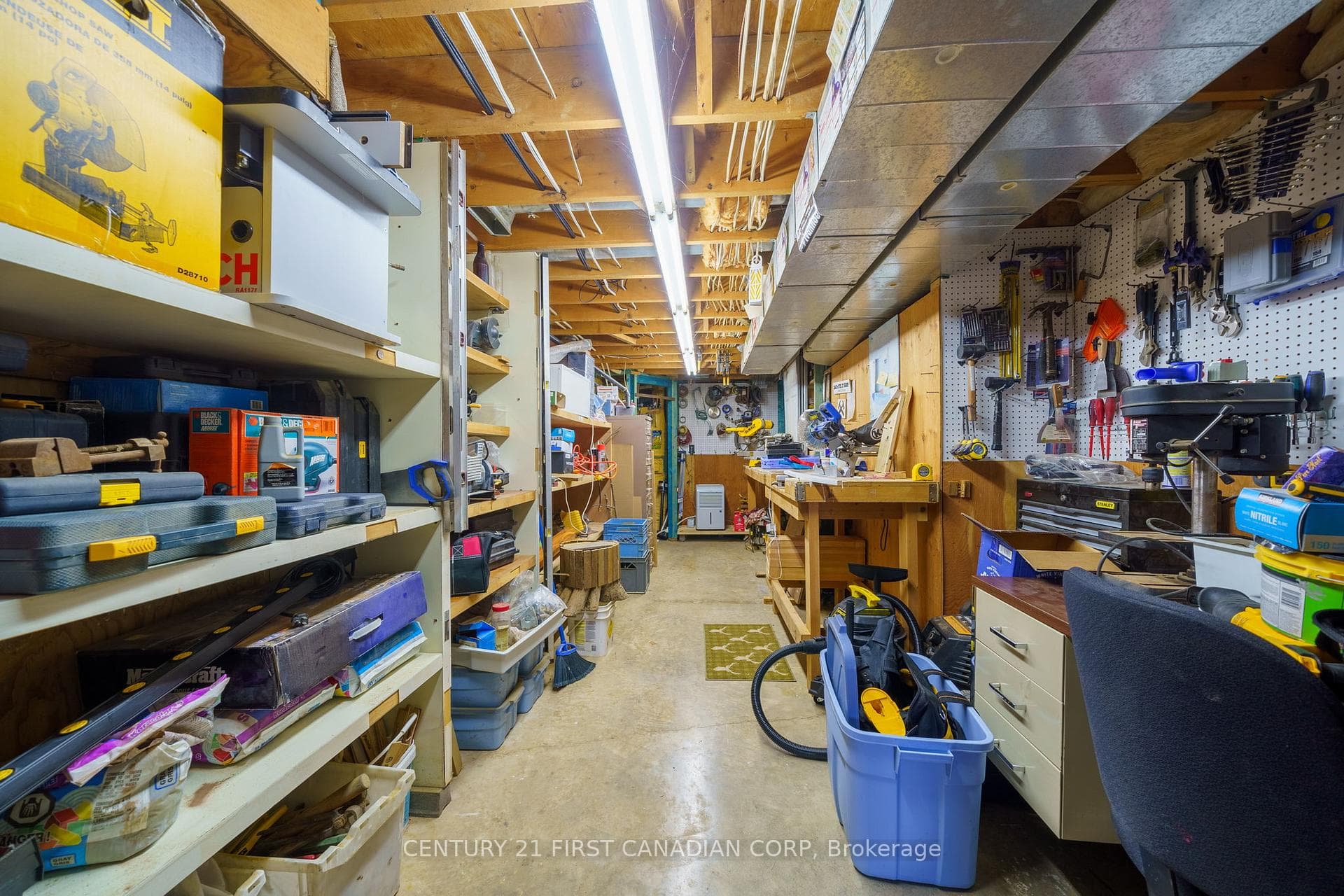 22894 Vanneck Road photo 27