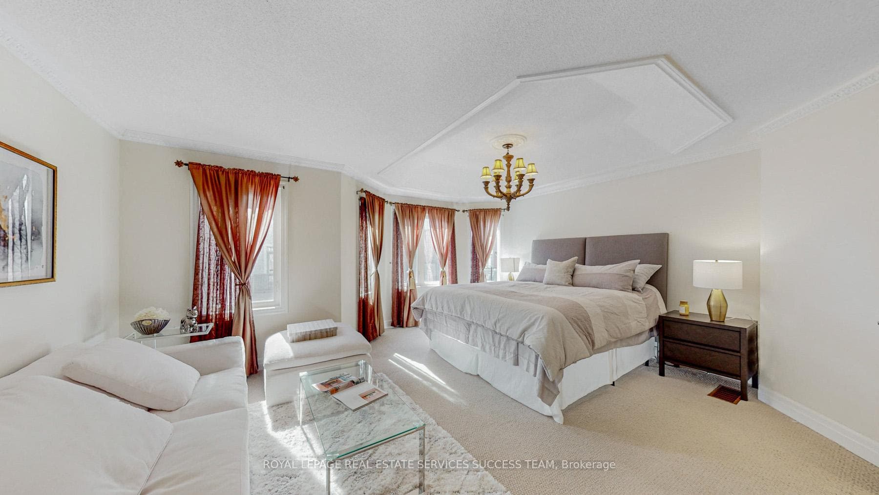 28 Bardoe Crescent photo 19