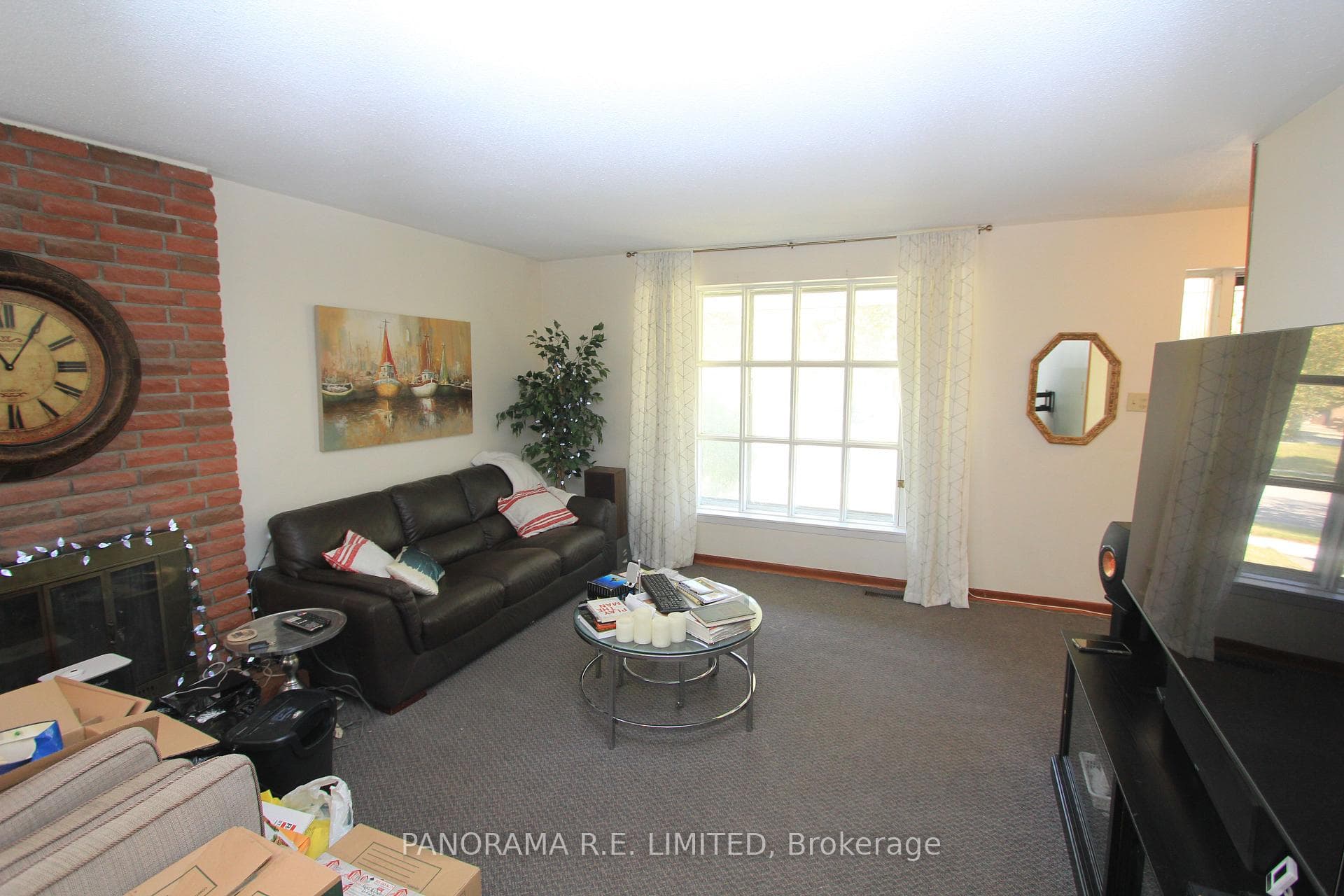78 Guernsey Drive photo 2