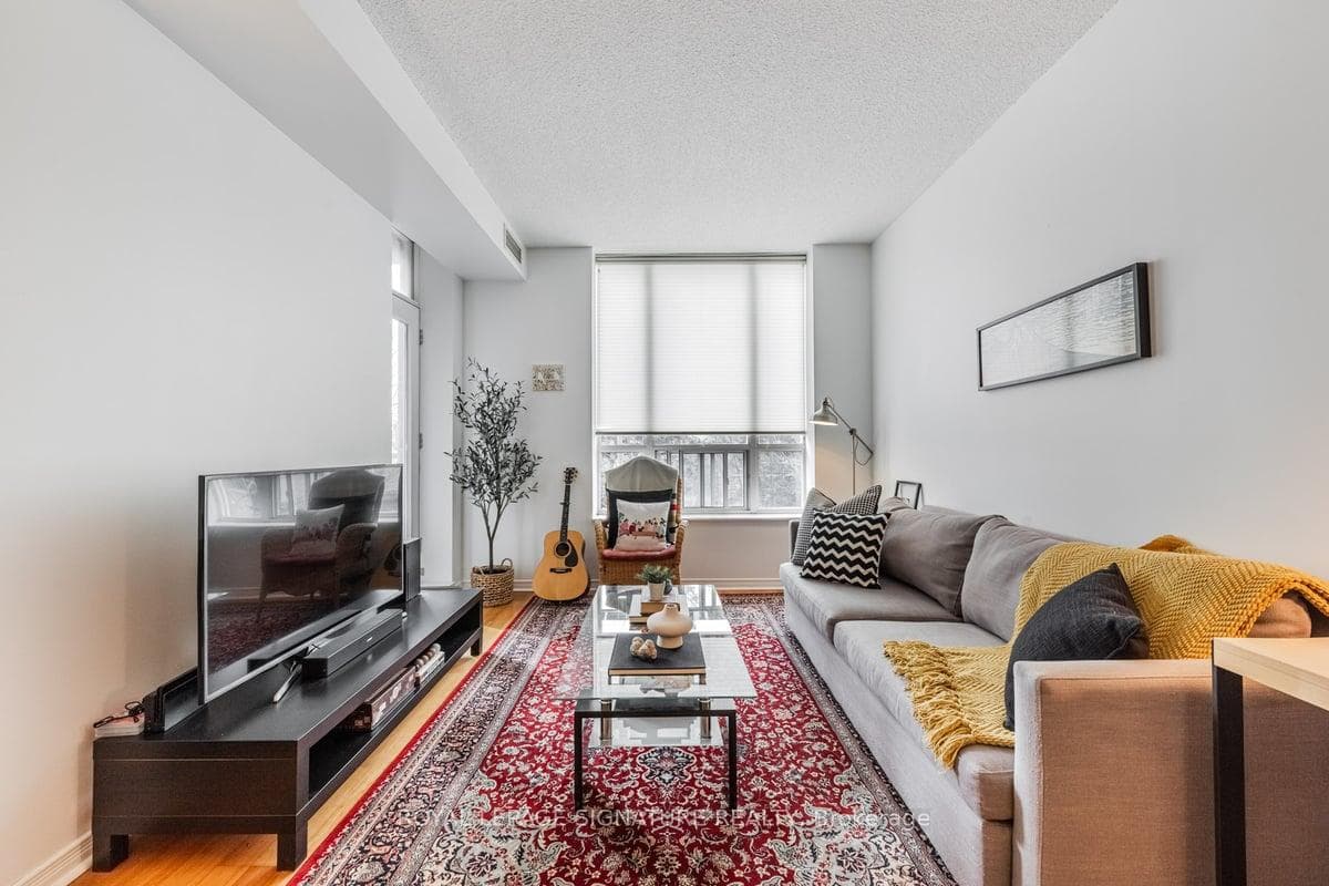455 Rosewell Avenue Unit 410 photo 13