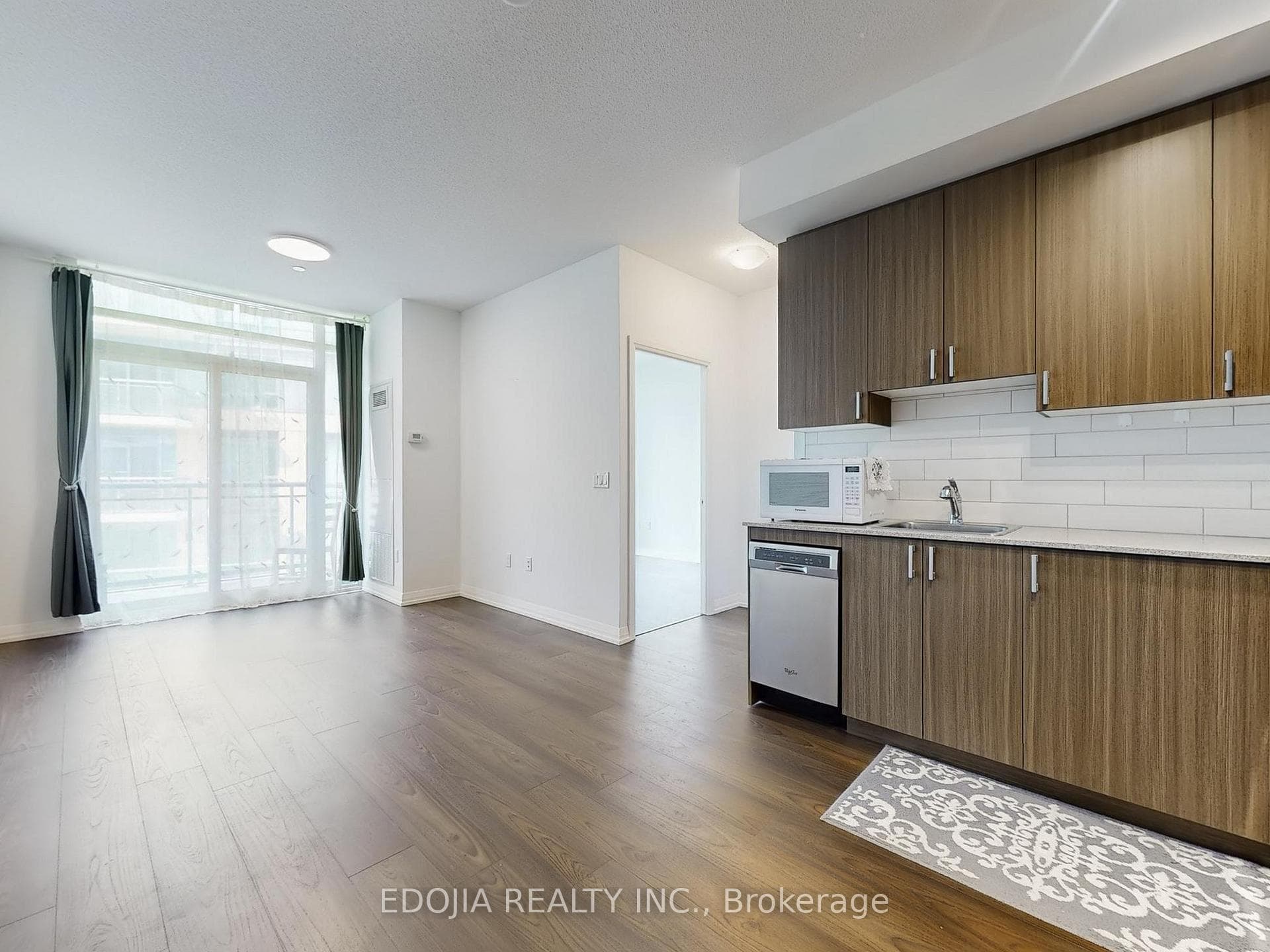 50 Ann O'reilly Road Unit 302 photo 2
