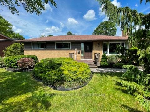 623 Headley Drive photo 1