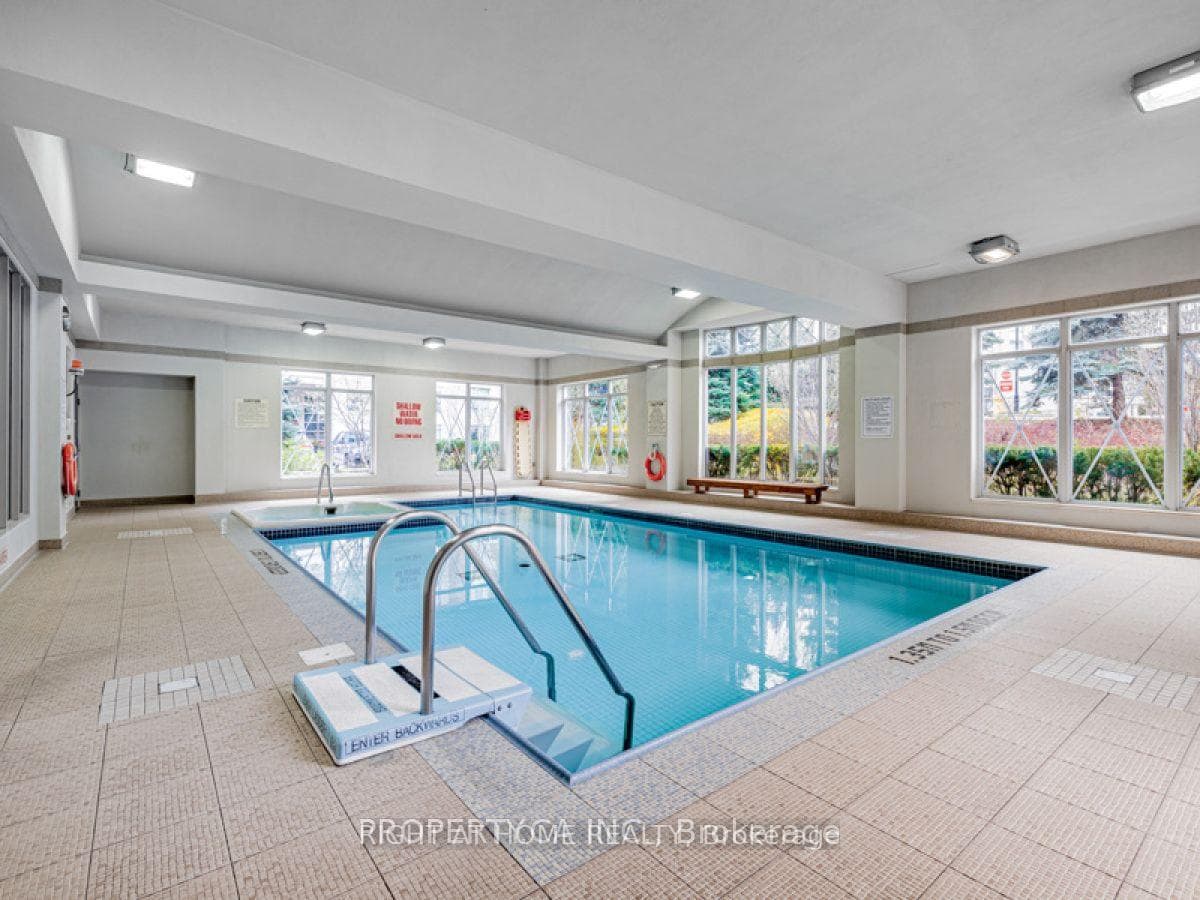 28 William Carson Crescent Unit PH23 photo 13