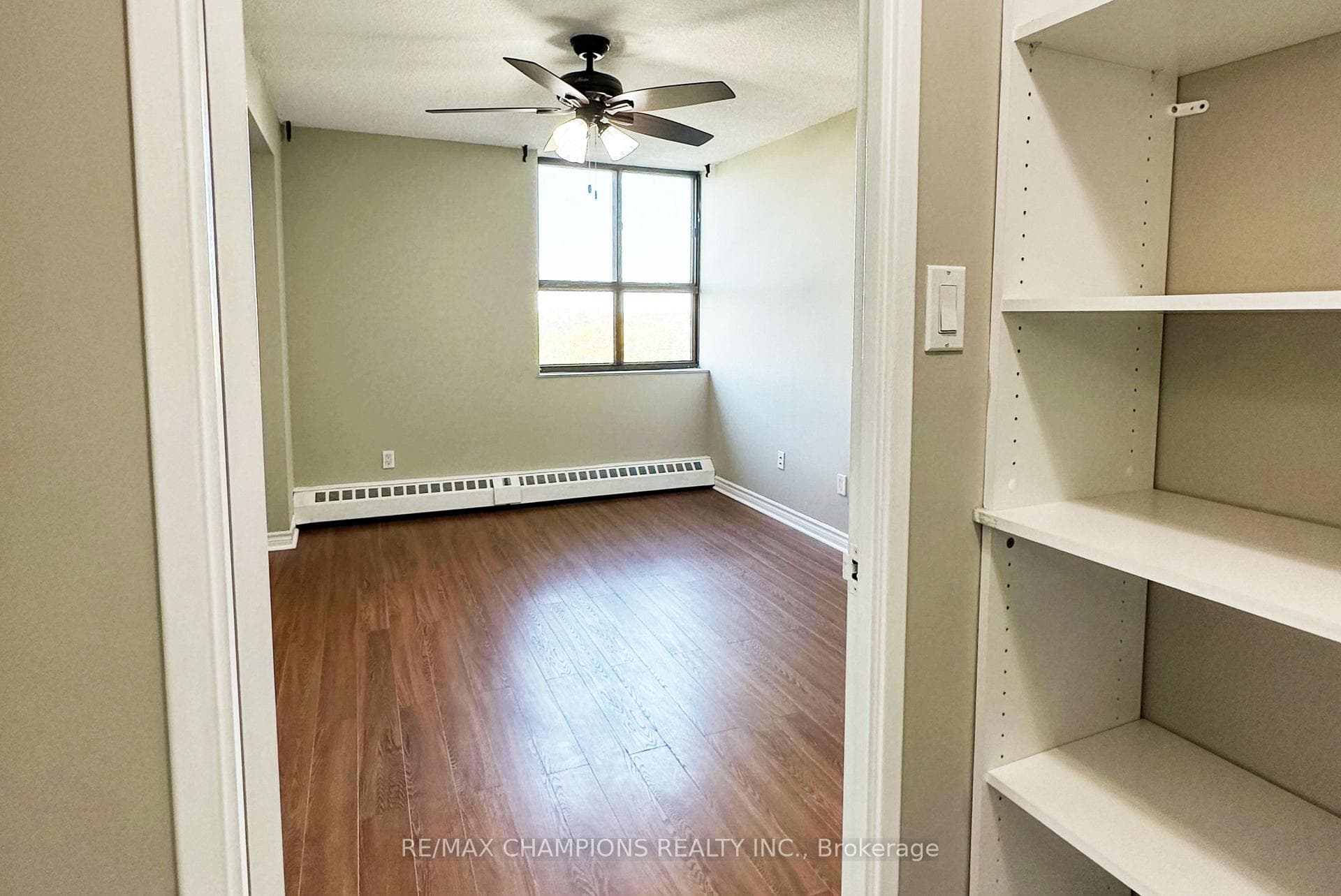 2929 Aquitaine Avenue Unit 703 photo 25