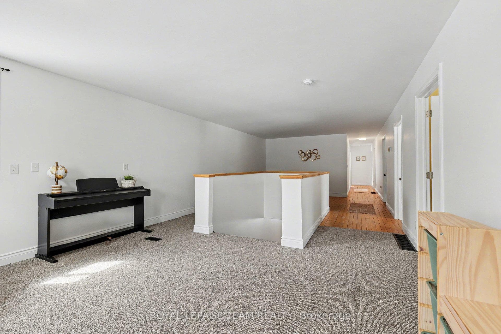 2nd floor loft