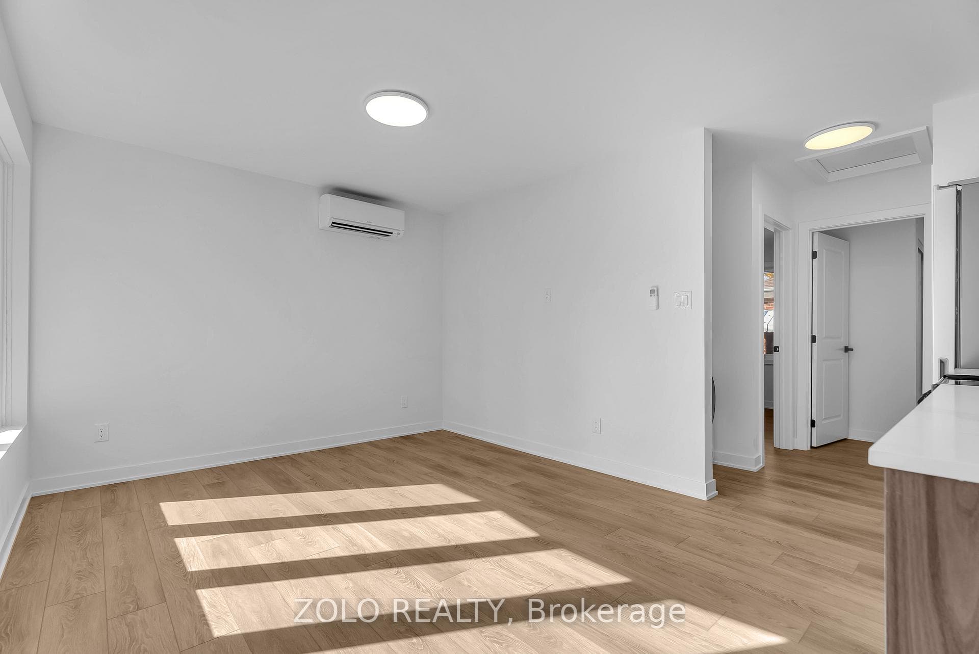 105 Galloway Road Unit Unit A photo 9