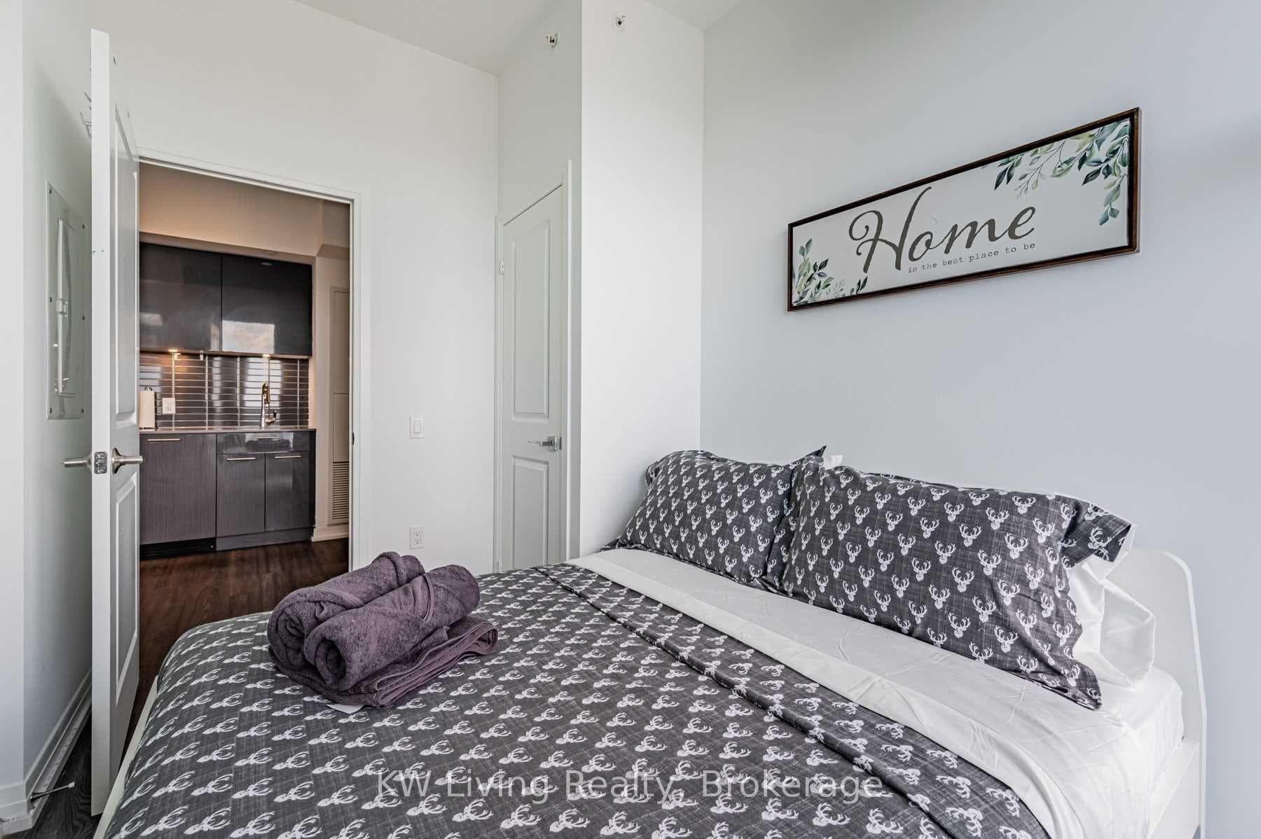 251 Jarvis Street Unit 3413 photo 17