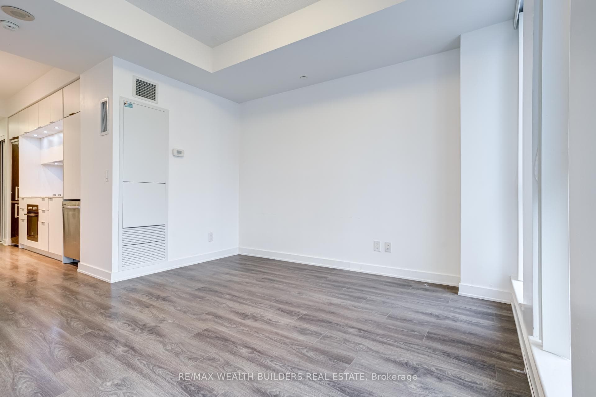 55 Regent Park Boulevard Unit 606 photo 24
