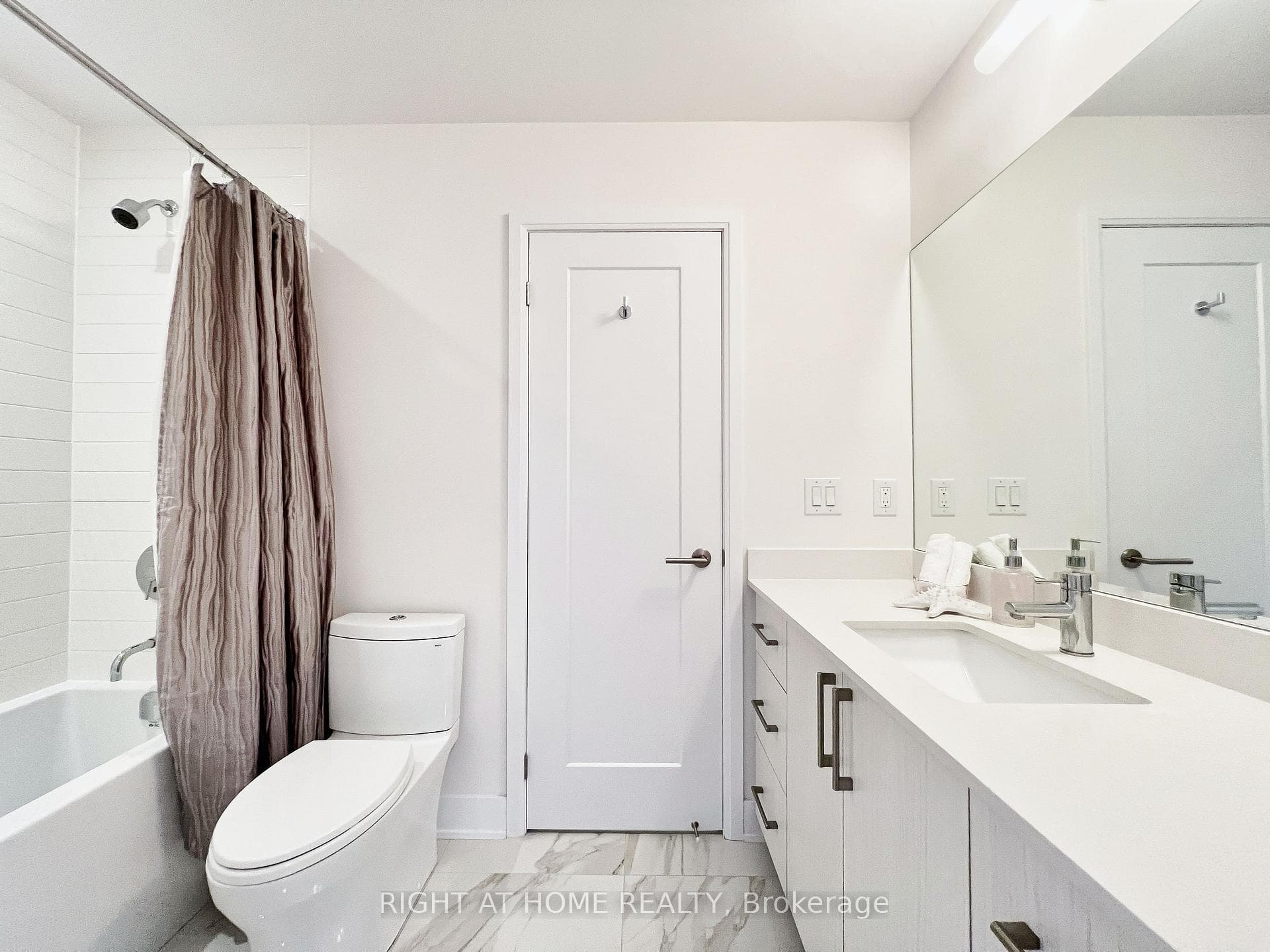 88 Cumberland Street Unit 2306 photo 20