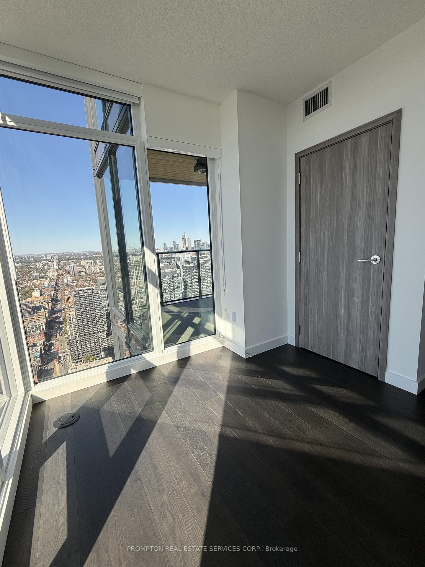 3 Concord Cityplace Way Unit 6902 photo 12