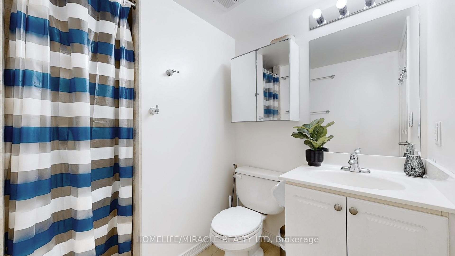18 Valley Woods Road Unit Ph311 photo 30
