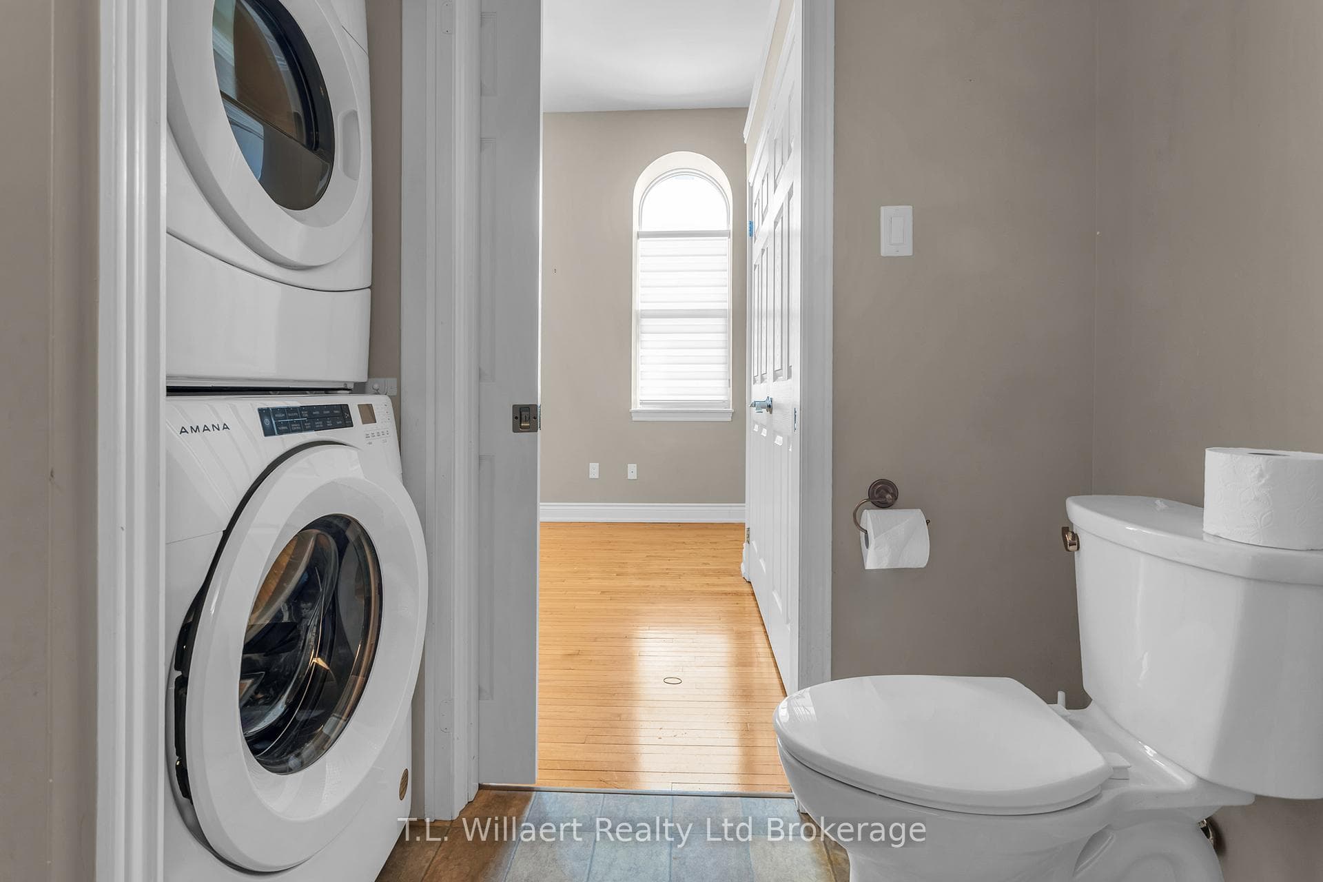 17 Brock St W N/A Unit 310 photo 8