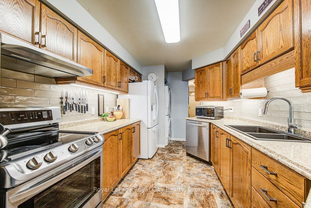 281 Bristol Street Unit 204 photo 15