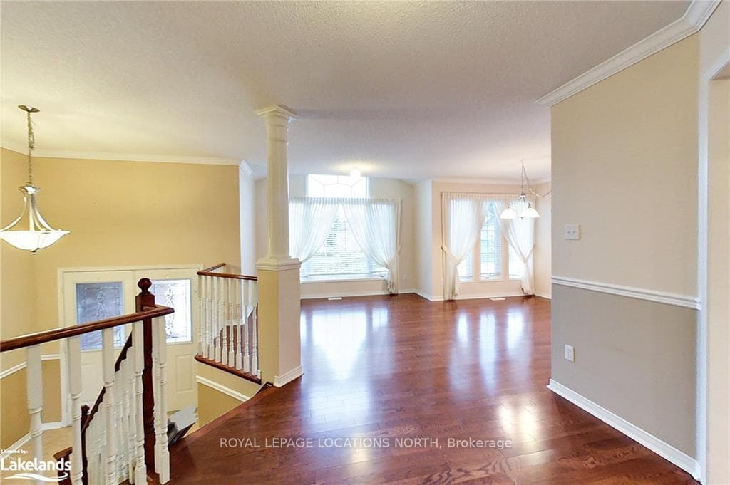 136 Royal Beech Drive photo 27