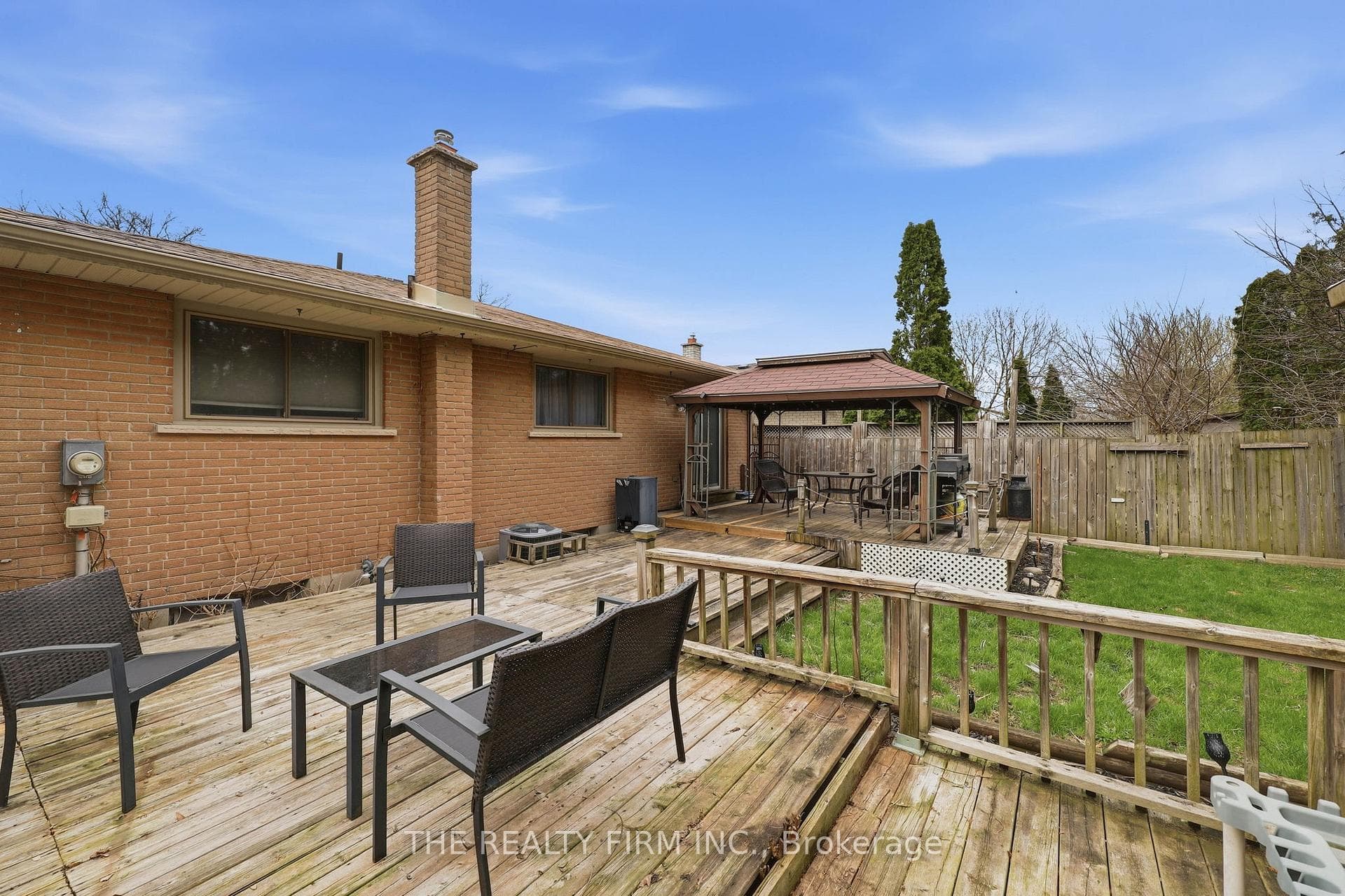 70 Talavera Crescent photo 38