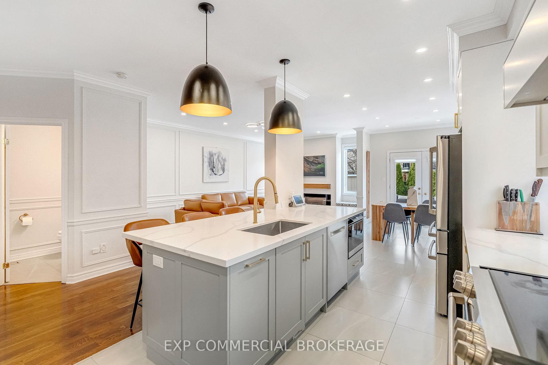 2264 Highcroft Road photo 14