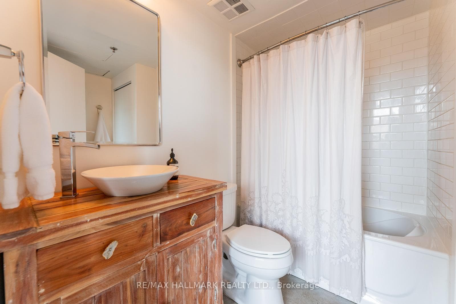 68 Broadview Avenue Unit 217 photo 18